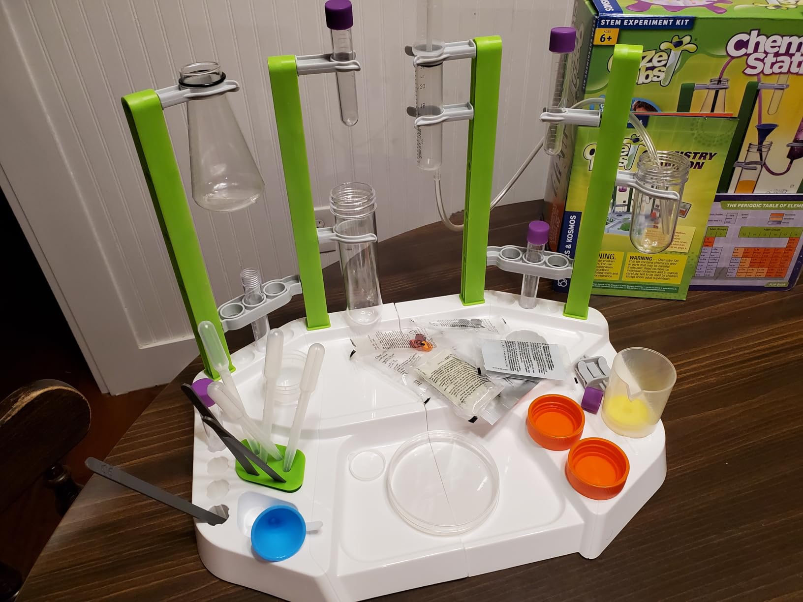 Thames & Kosmos Ooze Labs Chemistry Station Science Experiment Kit, 20 Non-Hazardous Experiments Including Safe Slime, Chromatography, Acids, Bases & More, Multi-Color customer photo 1