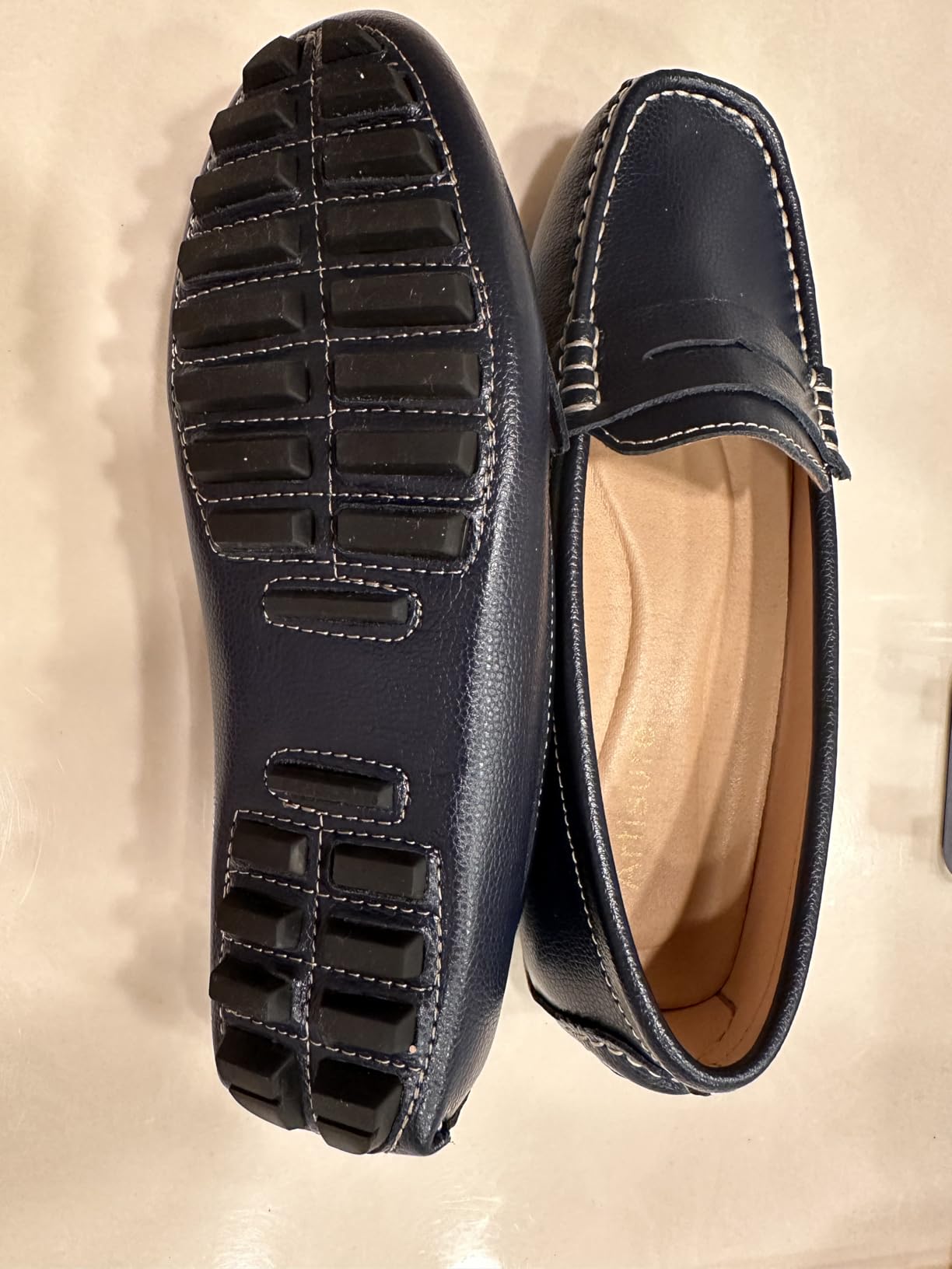 Artisure Women's Classic Comfort Leather Penny Loafers Casual Slip-Ons Lightweight Walking Flats Driving Mocs Boat Shoes customer photo 2