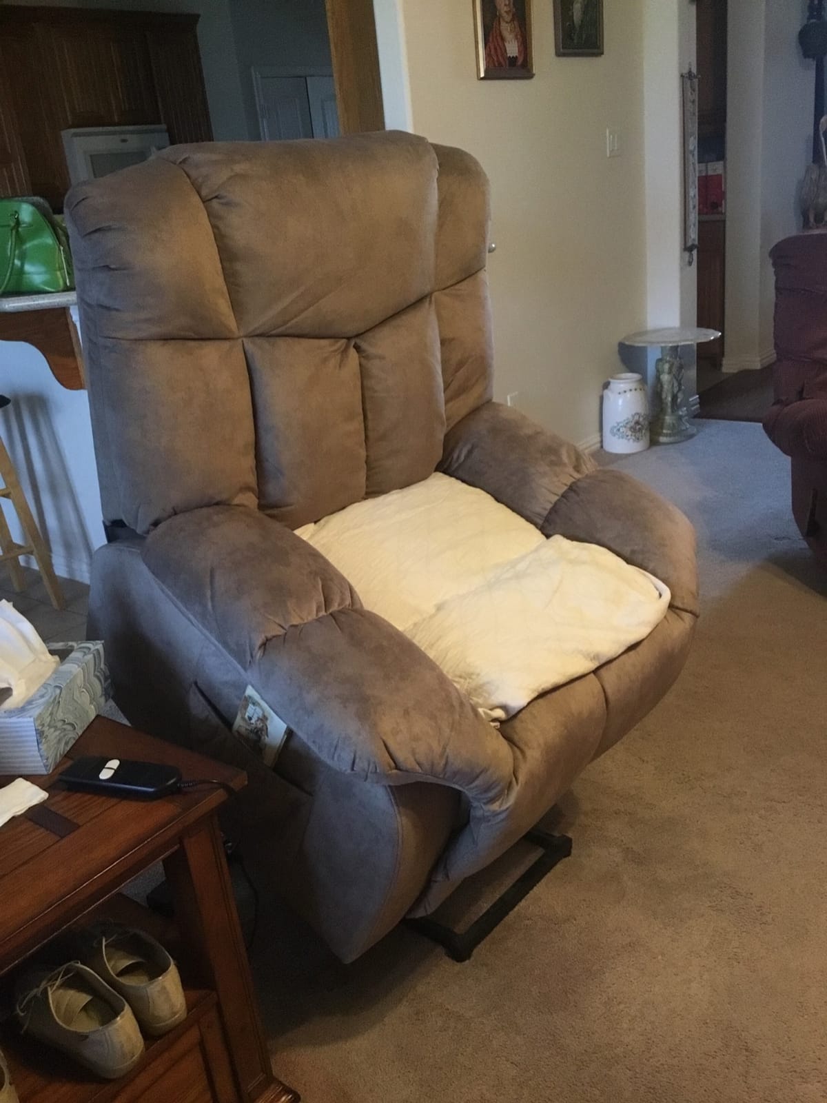 CANMOV Power Lift Electric Recliner Chair for Elderly- Heavy Duty and Safety Motion Reclining Mechanism-Antiskid Fabric Sofa for Living Room, Chocolate customer photo 1
