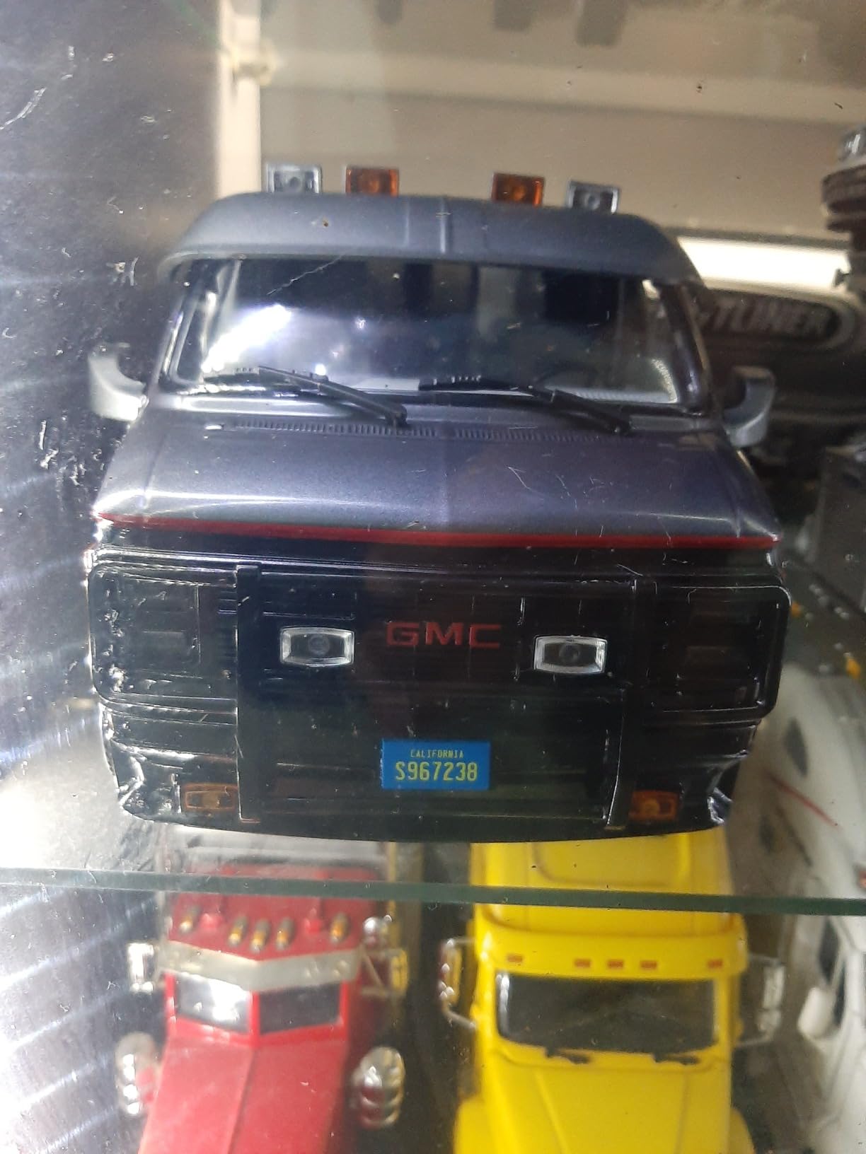 1983 GMC Vandura Black The A-Team (1983-1987) TV Series 1/18 Diecast Model Car by Greenlight customer photo 1