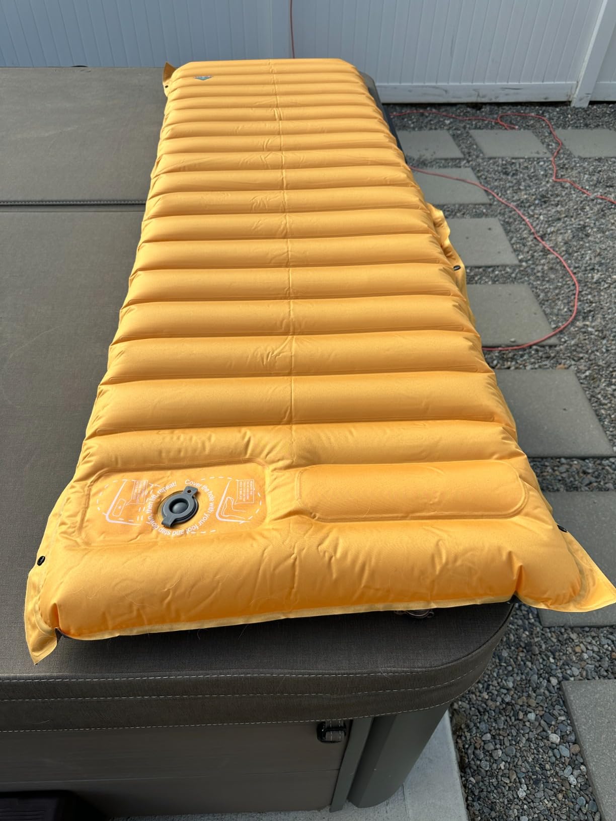 ZOOOBELIVES Inflatable Camping Sleeping Pad, 4-Inch Thick customer photo 1