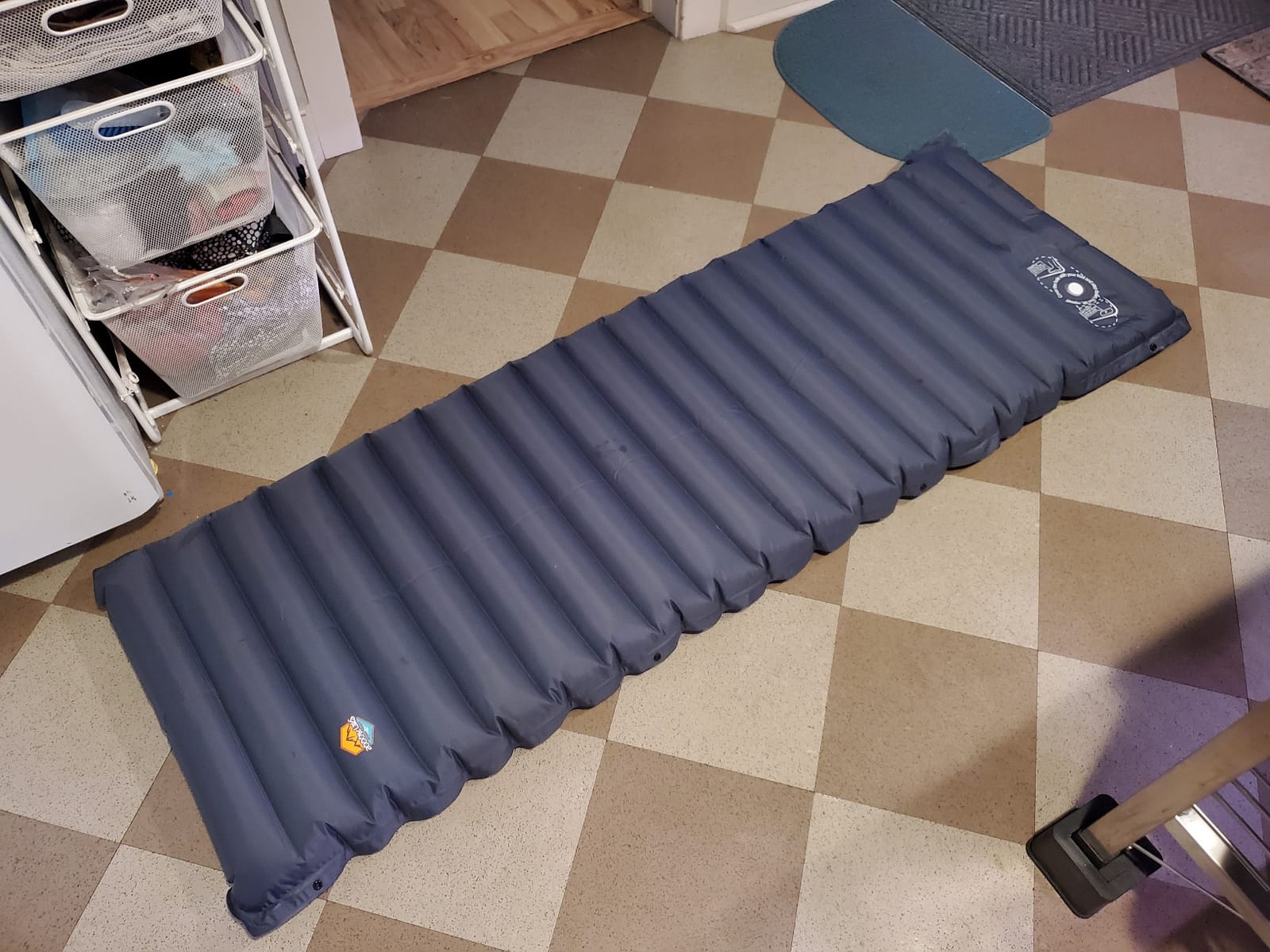 ZOOOBELIVES Inflatable Camping Sleeping Pad, 4-Inch Thick customer photo 2