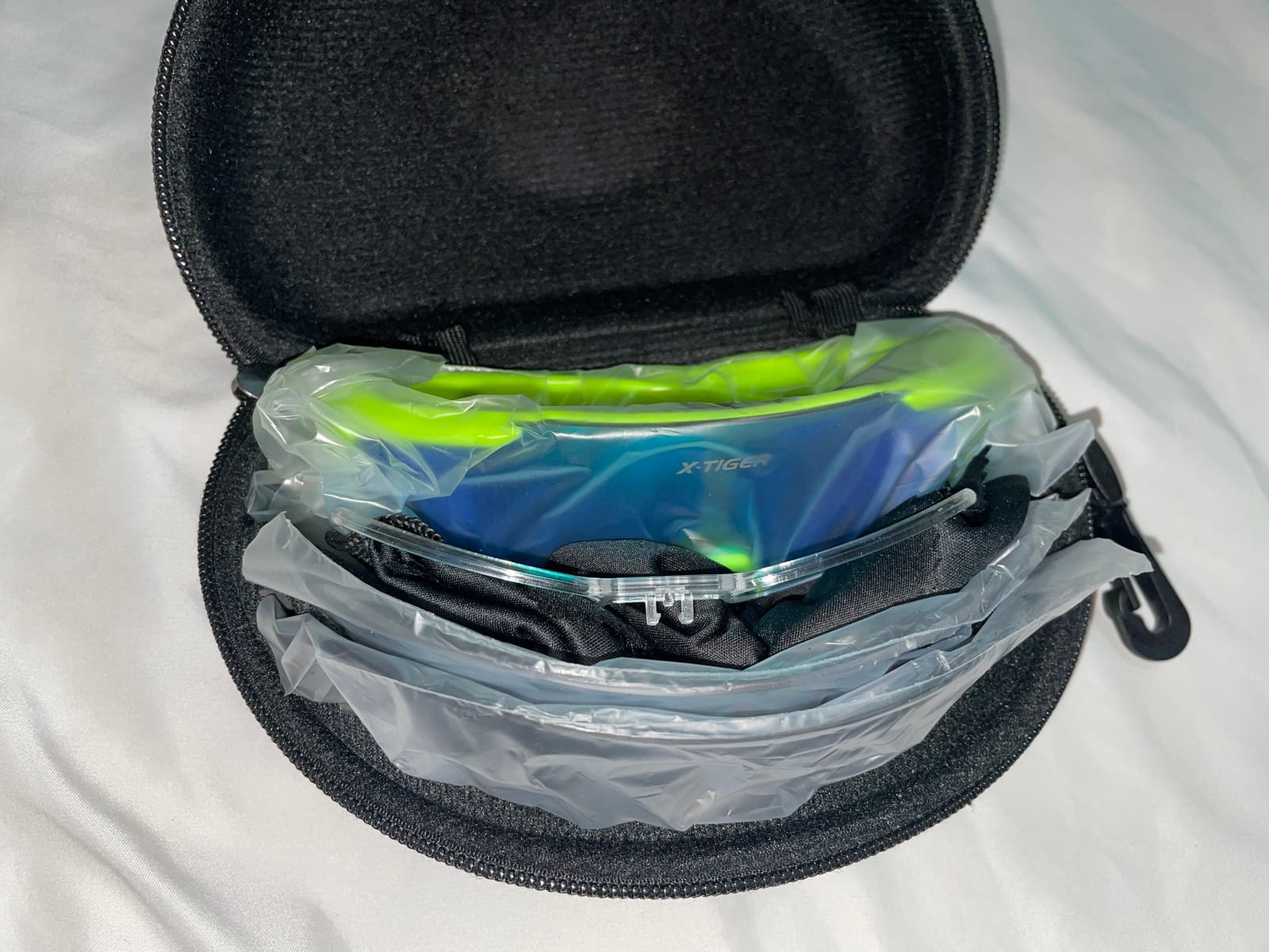 X-TIGER Polarized Sports Sunglasses with 5 Interchangeable Lenses customer photo 2