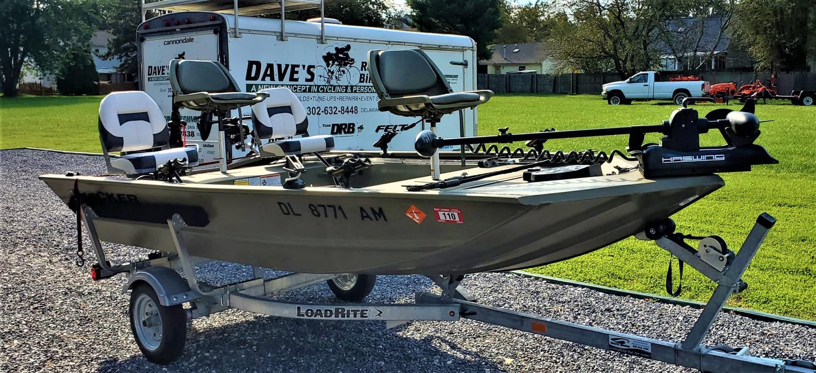 Black Haswing Cayman 12V 55lbs 48 inch Bow Mount Electric Trolling Motor Lightweight, Variable Speed, with Foot Control/Quick Release Bracket for Bass Fishing Boats Freshwater/Saltwater customer photo 1
