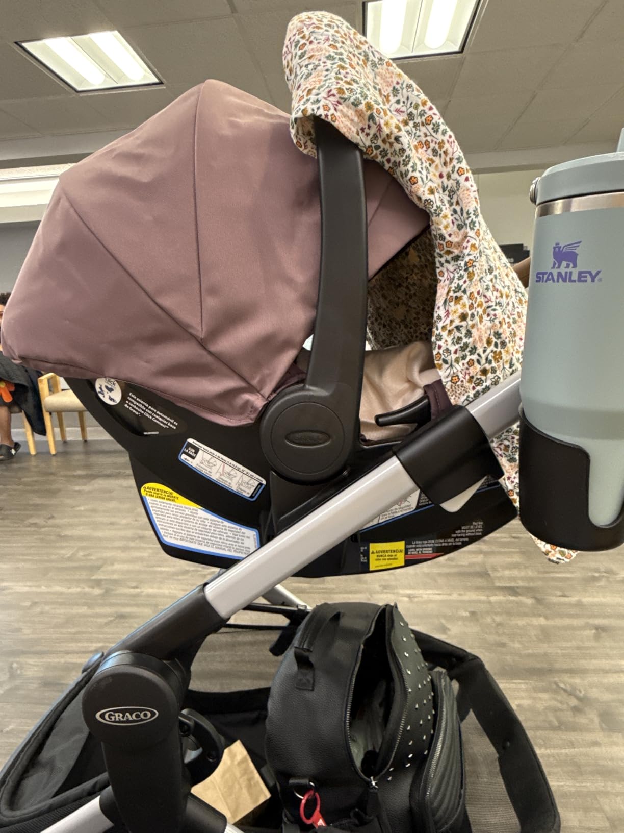 Graco Modes Nest Travel System, 3-in-1 Modular Carseat Stroller Combo, Includes the SnugRide DLX Infant Car Seat and Baby Stroller, Adjustable Slide2Me Car Seat Carrier to Toddler Stroller, Sullivan customer photo 1