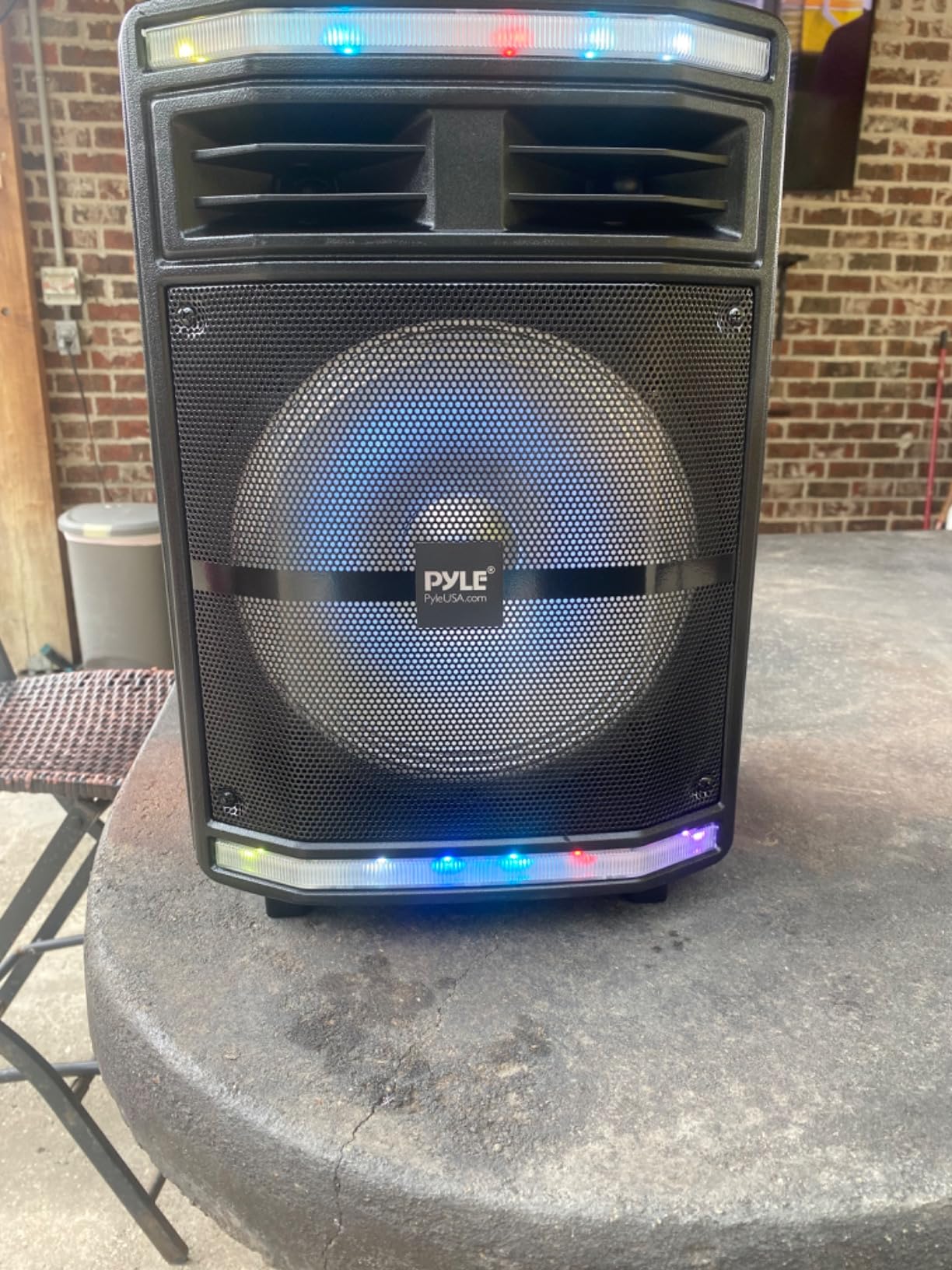 Pyle Portable Bluetooth PA Speaker System - 600W Bluetooth Speaker Portable PA System W/ Rechargeable Battery, Party Lights, MP3/USB SD Card Reader, Rolling Wheels - Pyle PPHP1044B customer photo 2