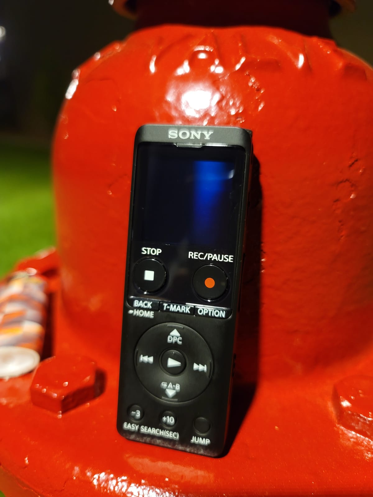 Sony ICD-UX570 Digital Voice Recorder, ICDUX570BLK, usb customer photo 2