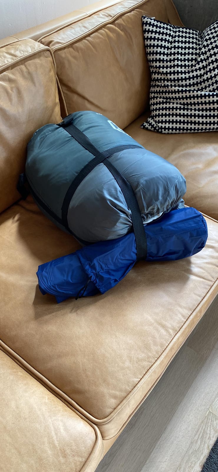 VENTURE 4TH Backpacking Sleeping Bag for Camping - Single, XXL & Double | Water-resistant, breathable polyester. Compresses into included stuff sack for easy carry. Warm & Cold Weather Options. customer photo 1