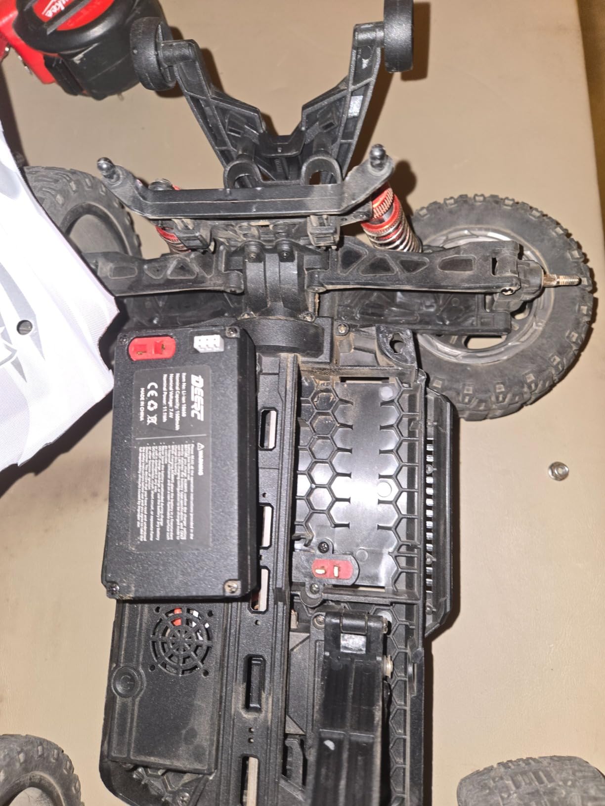 DEERC 9206E DIY Extra Shell 1:10 Scale Large RC Cars,48+ KM/H Hobby Grade High Speed Remote Control Car for Adults Boys,All Terrain 4WD 2.4GHz Off Road Monster RC Truck with 2 Battery for 40+ Min Play customer photo 1
