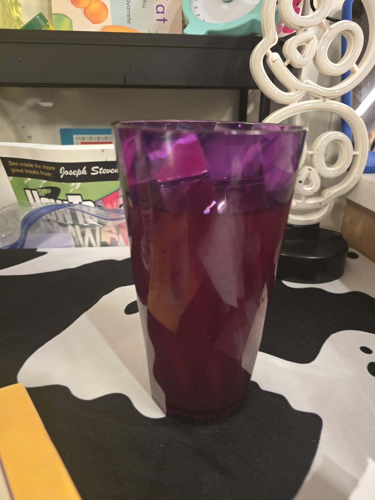 US Acrylic Optix Plastic Reusable Drinking Glasses (Set of 8) 20oz Water Cups in Jewel Tone Colors | BPA-Free Tumblers, Made in USA | Top-Rack Dishwasher Safe customer photo 1