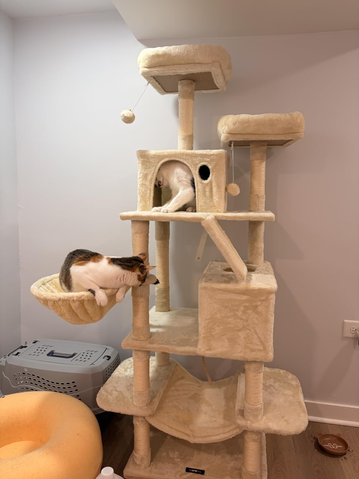 Feandrea Cat Tree, 81.1-Inch Large Cat Tower, Multi-Level Plush Condo with 13 Scratching Posts, 2 Perches, 2 Caves, Basket, Hammock, Pompoms, Smoky Gray UPCT190G01 customer photo 1