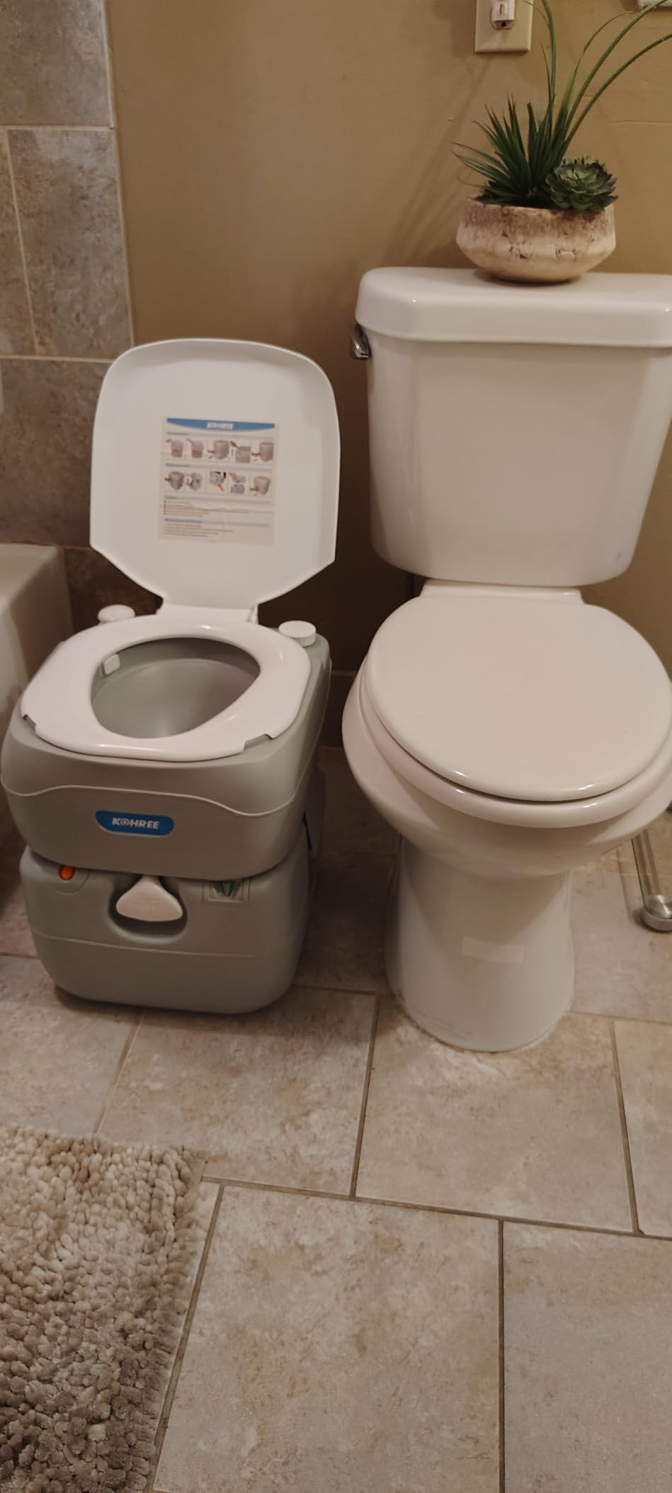 Kohree Portable RV Toilet, Large Camping Toilet Porta Potty, 5.8 Gallon | Detachable Waste Tank, Leak-Proof Toilet with Level Indicator for Adults Home Use, RV Travel, Boat, Trips Indoor Outdoor Use customer photo 1