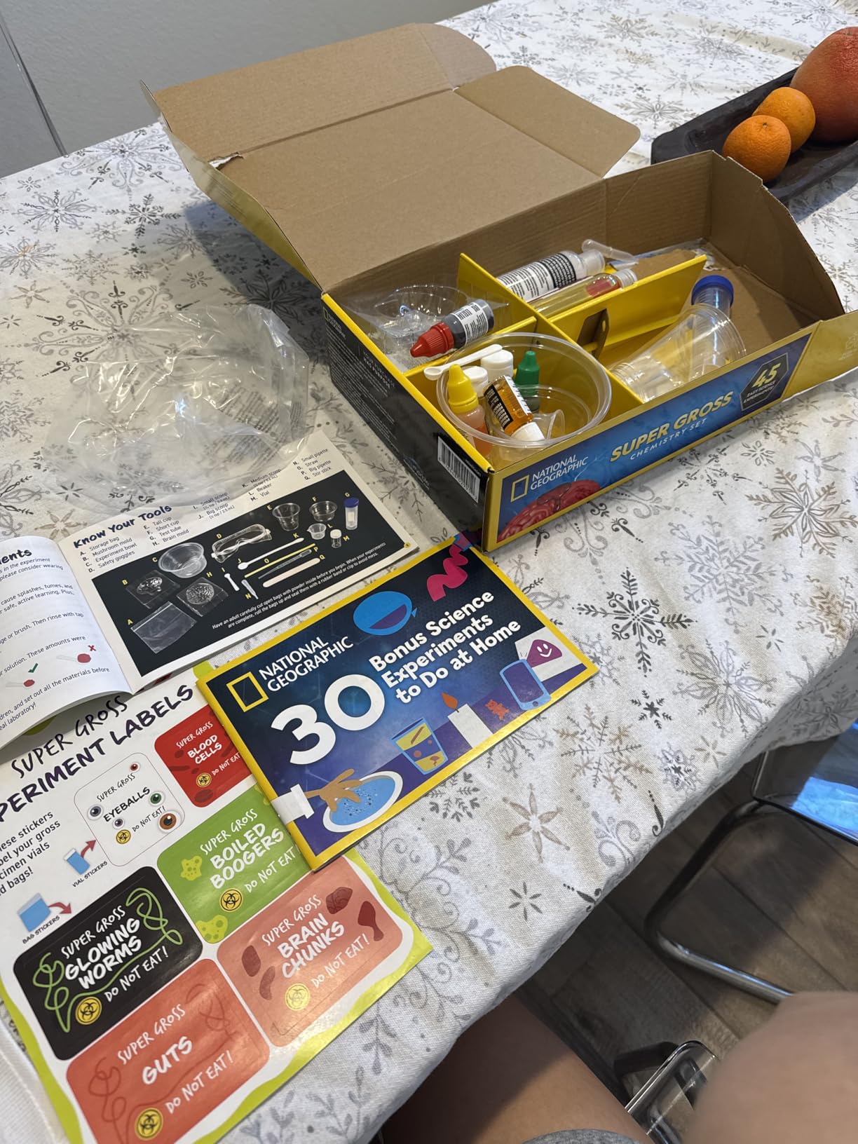 National Geographic Gross Science Kit with 45 Experiments for Kids 8-12 | Brain Dissection, Slime Making, Creepy STEM Projects, Chemistry Activities, Gross Science Experiments, Birthday Gift customer photo 1