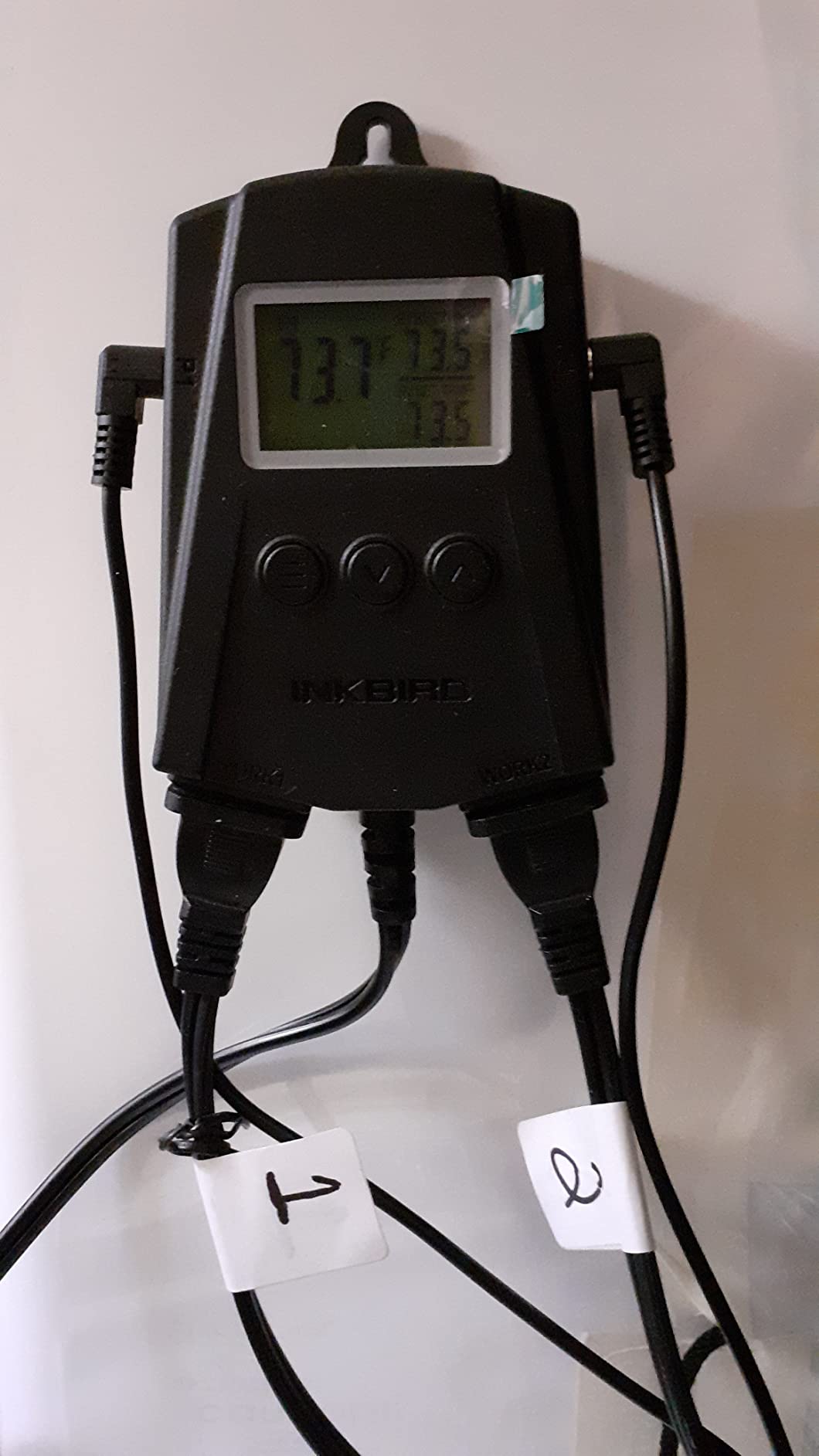 Inkbird WiFi Heat Mat Reptile Thermostat Controller Temperature Controller with 2 Probes and 2 Outlets, IPT-2CH Reptiles Heat Mat Thermostat (Max 250W per Outlet) customer photo 1