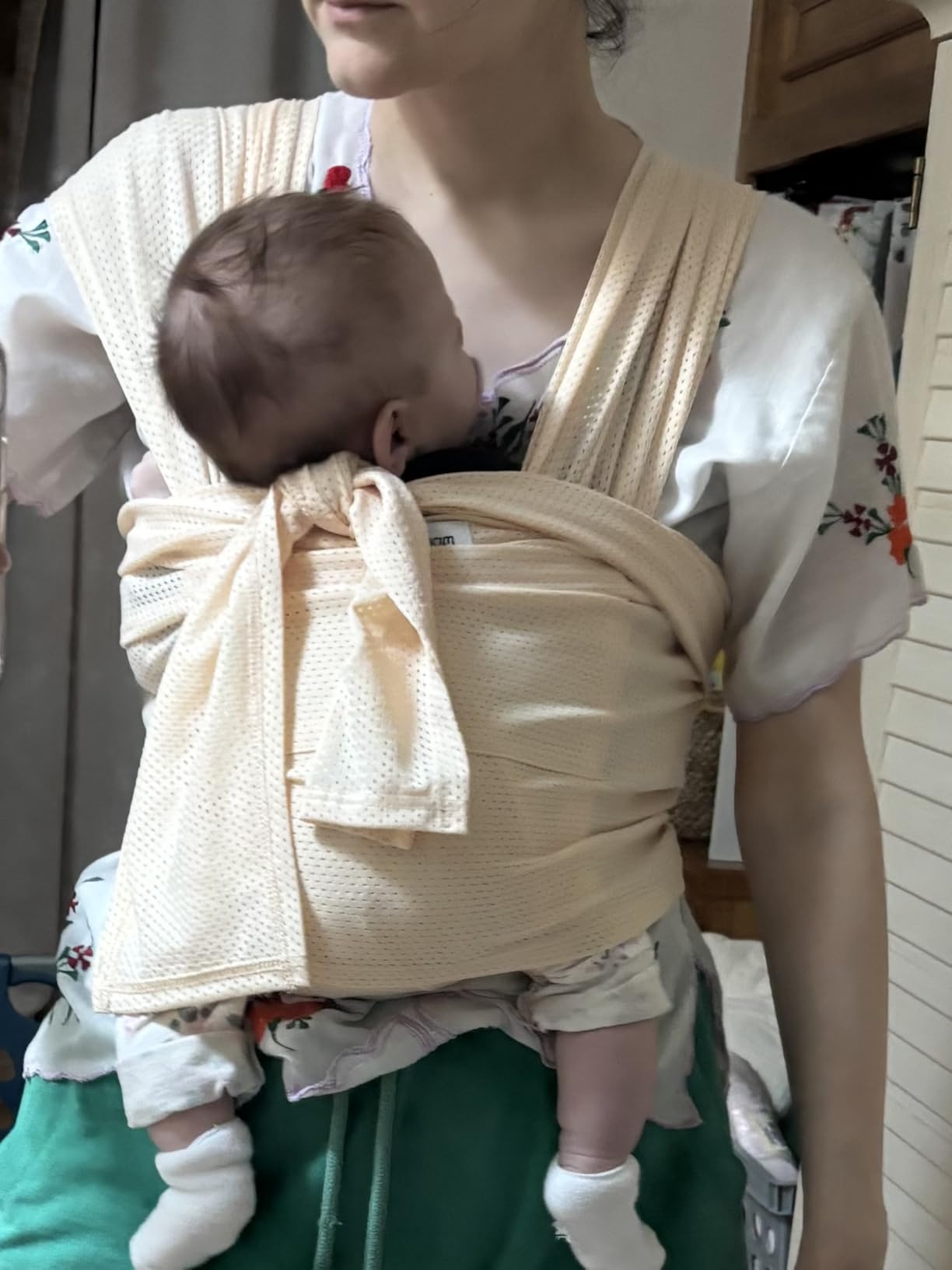 Momcozy Baby Wrap Carrier, Easy-On 2-Piece Design, Newborn to 33 lb | Easy On Like a T-Shirt, XXS-XXL Adjustable Fit, IHDI Hip-Healthy, Lightweight Hands-Free Comfort Baby Sling Carrier, Black customer photo 2