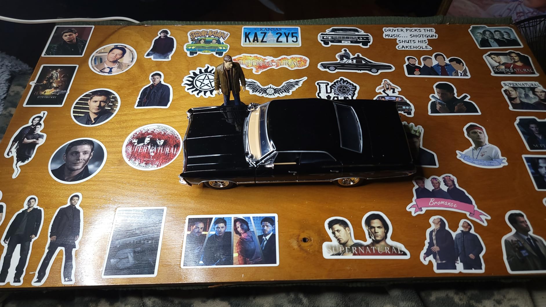 Jada Supernatural 1:24 1967 Chevy Impala Die-cast Car w/Dean Winchester Die-cast Figure, Toys for Kids and Adults customer photo 1