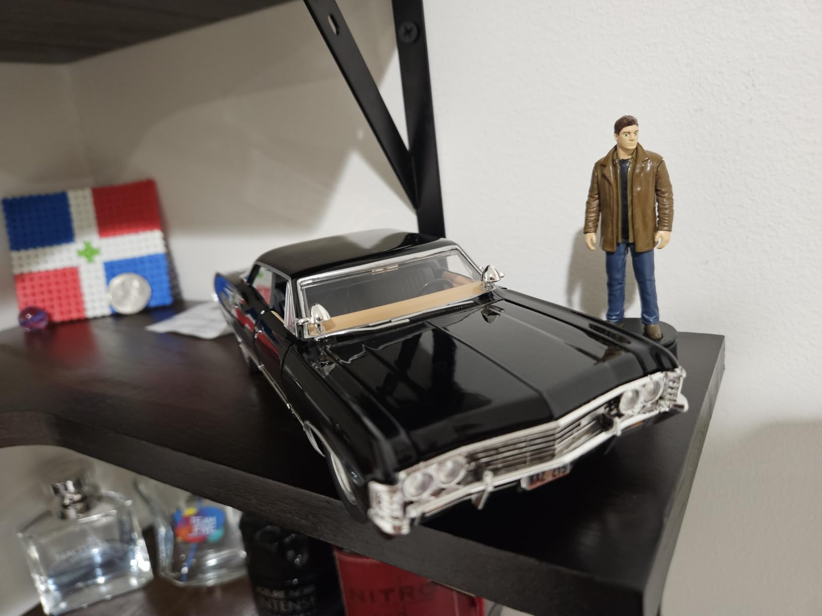 Jada Supernatural 1:24 1967 Chevy Impala Die-cast Car w/Dean Winchester Die-cast Figure, Toys for Kids and Adults customer photo 2
