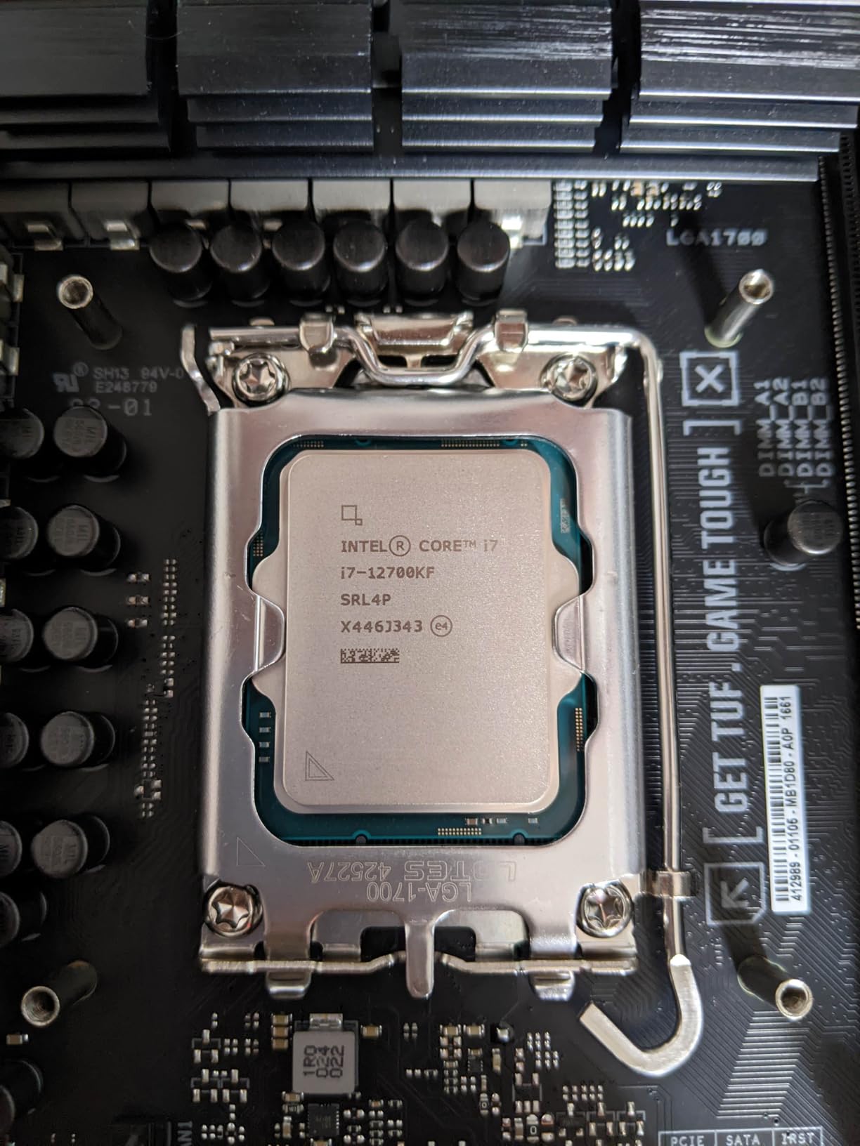 Intel® Core™ i7-12700KF Desktop Processor 12 (8P+4E) Cores up to 5.0 GHz Unlocked LGA1700 600 Series Chipset 125W customer photo 1