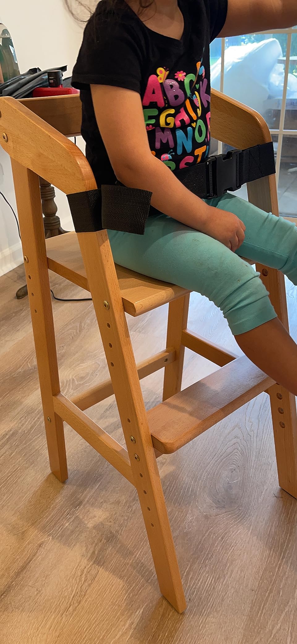 YOLEO High Chair Wooden for Toddlers Junior Childs, Sturdy Durable Dining Feeding Chair with Steps Grows with Child, Max 60kg (Natural Color) customer photo 1