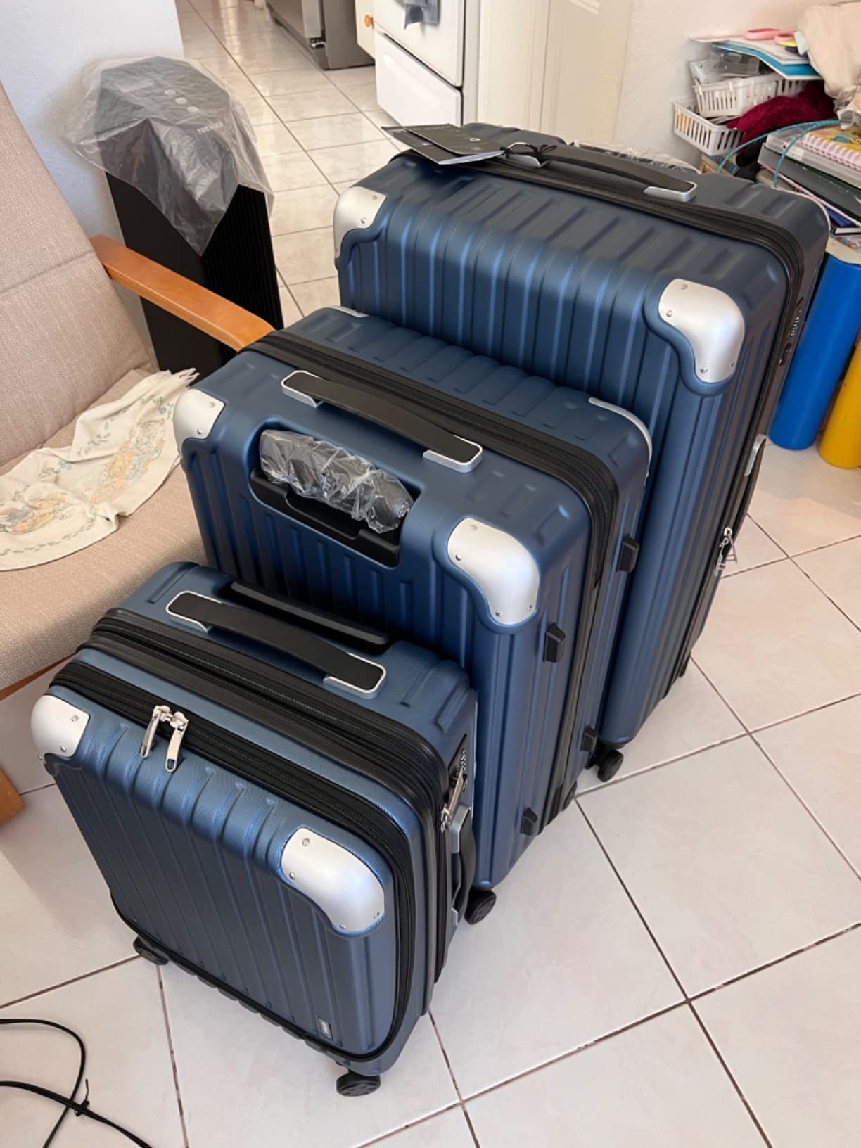 LEVEL8 Luggage Sets 3 Piece, Hardshell Suitcase with Wheels, 20/24/28 Inch customer photo 2