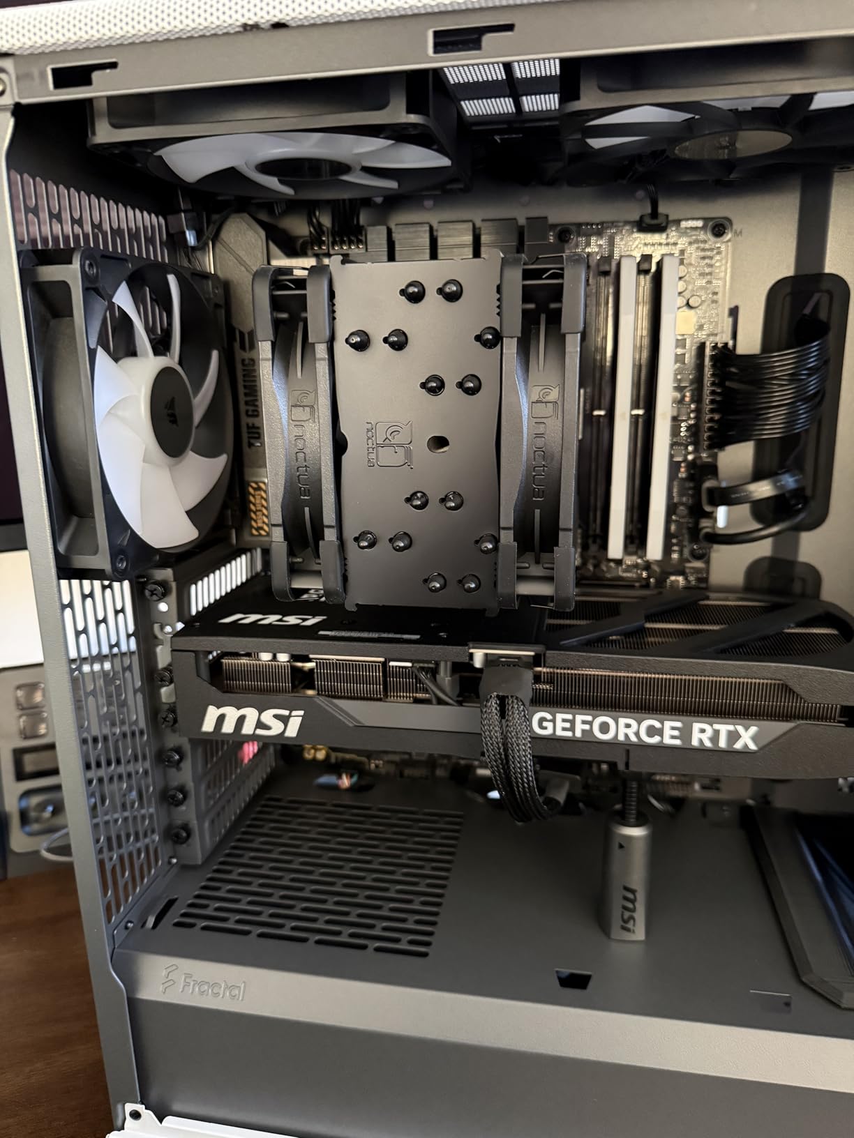 Fractal Design North Charcoal Black Tempered Glass Dark - Genuine Walnut Wood Front - Glass Side Panel - Two 140mm Aspect PWM Fans Included - Type C USB - ATX Airflow Mid Tower PC Gaming Case customer photo 1