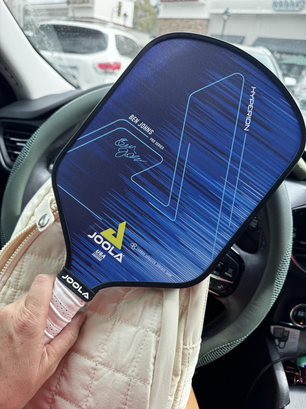 JOOLA Ben Johns Hyperion Pickleball Paddle - Carbon Fiber Pickleball Paddle customer photo 2