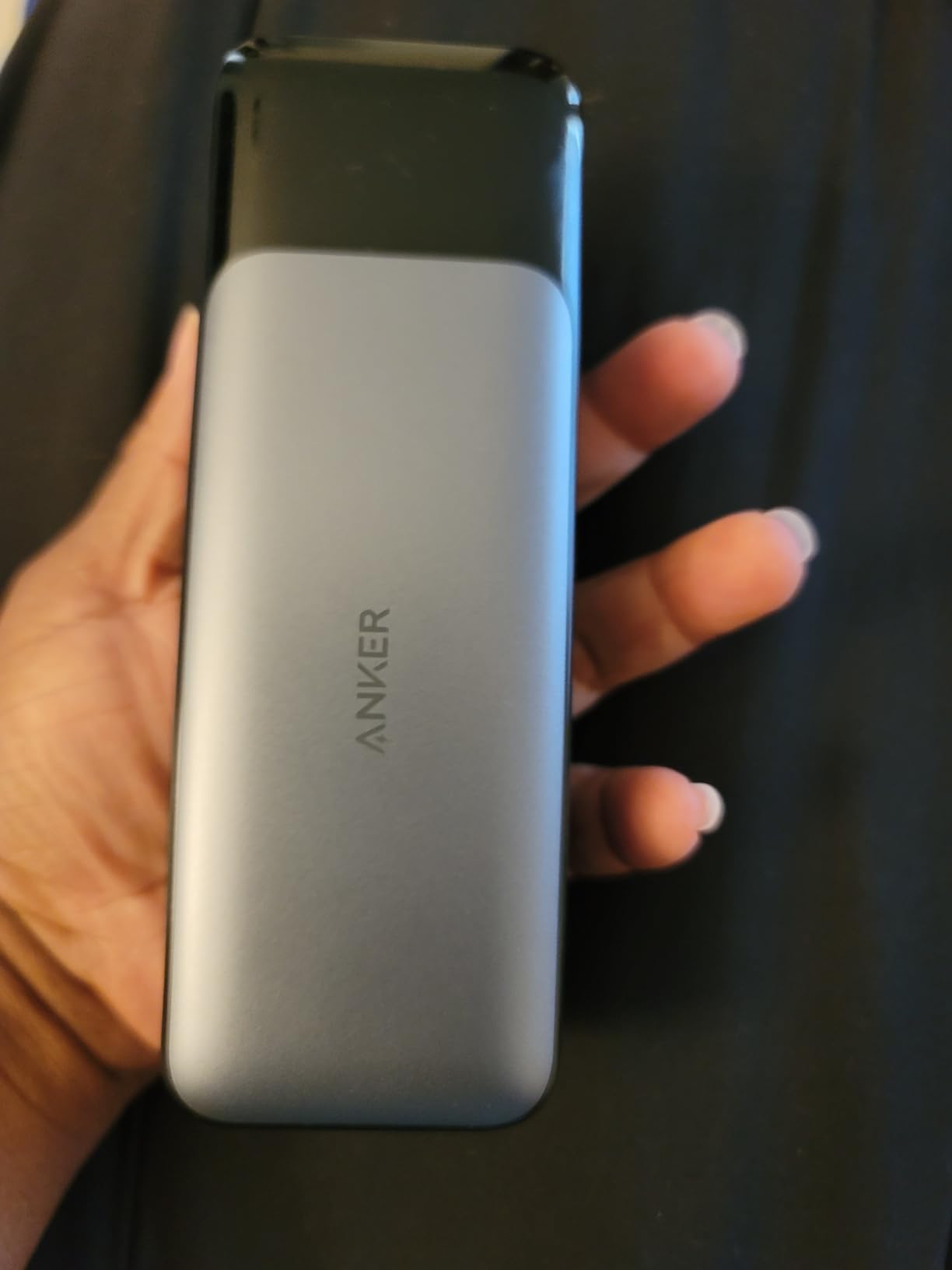 Anker 737 Power Bank, 140W 24,000mAh 3-Port Laptop Charger, Smart Display customer photo 2
