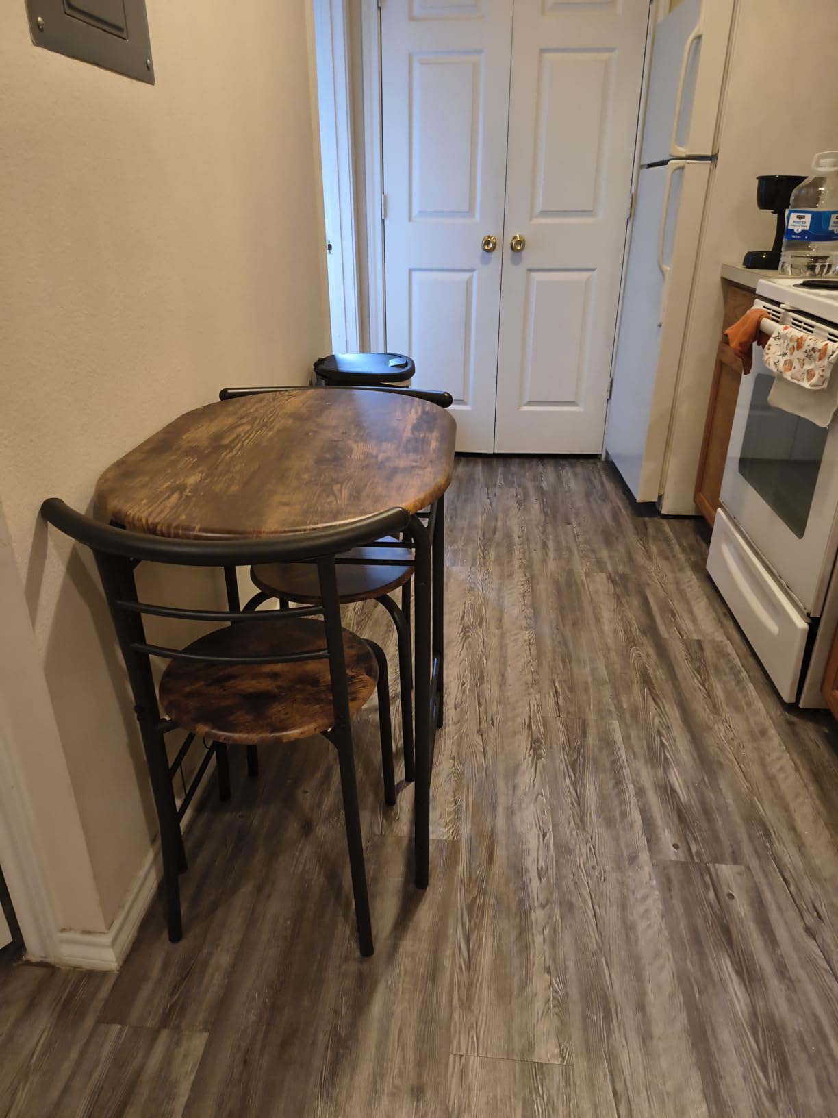 JUMMICO 3-Piece Wooden Round Table & Chair Set (Walnut/Black) customer photo 1