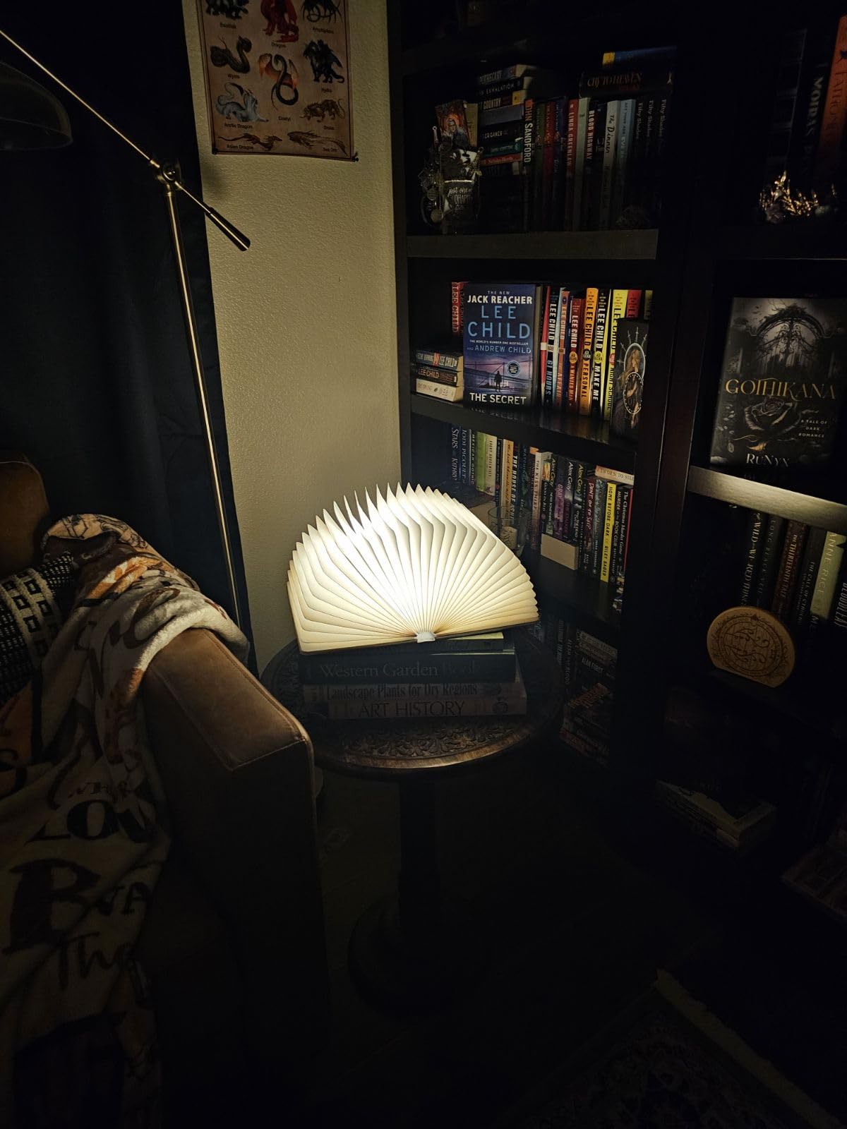 QXMGCBOK Folding Book Lamp Dragon Night Light customer photo 1