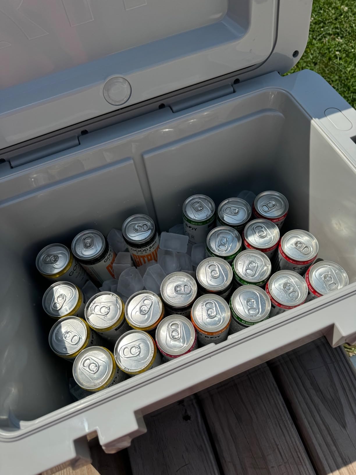 RTIC 32 QT Ultra-Light Hard Cooler | Portable Hard Ice Chest Box for Beach, Drinks, Camping, Picnic, Fishing, Boat, Barbecue, 30% Lighter Than Rotomolded customer photo 2