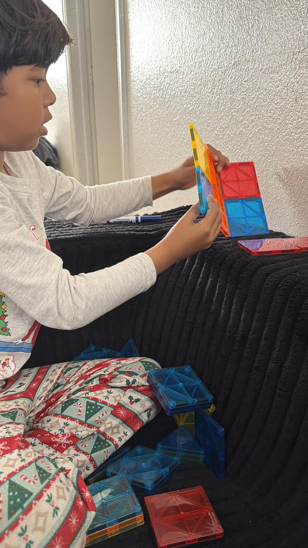 FNJO Magnetic Tiles, 110PCS Magnet Building Set, Magnetic Building Blocks customer photo 1