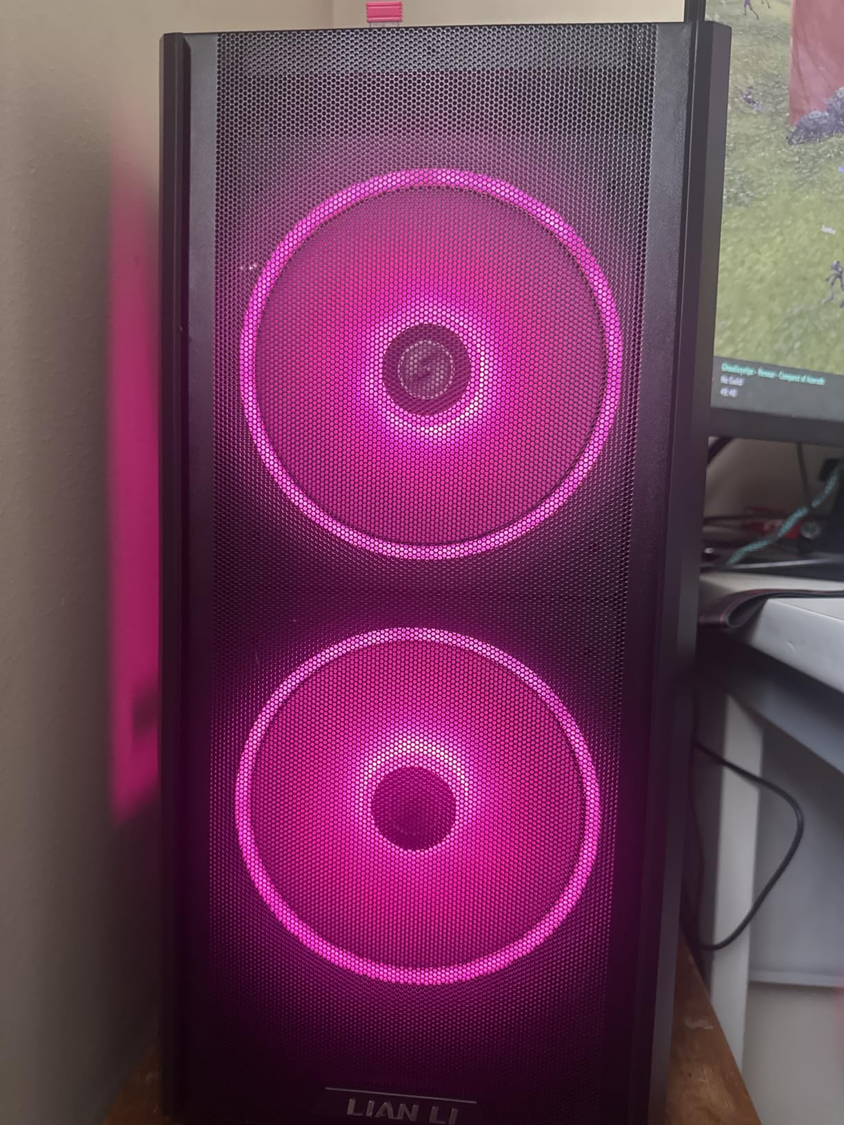 LIAN LI LANCOOL 216 RGB Black ATX Mid-Tower Case, 2x160mm ARGB Fans customer photo 2