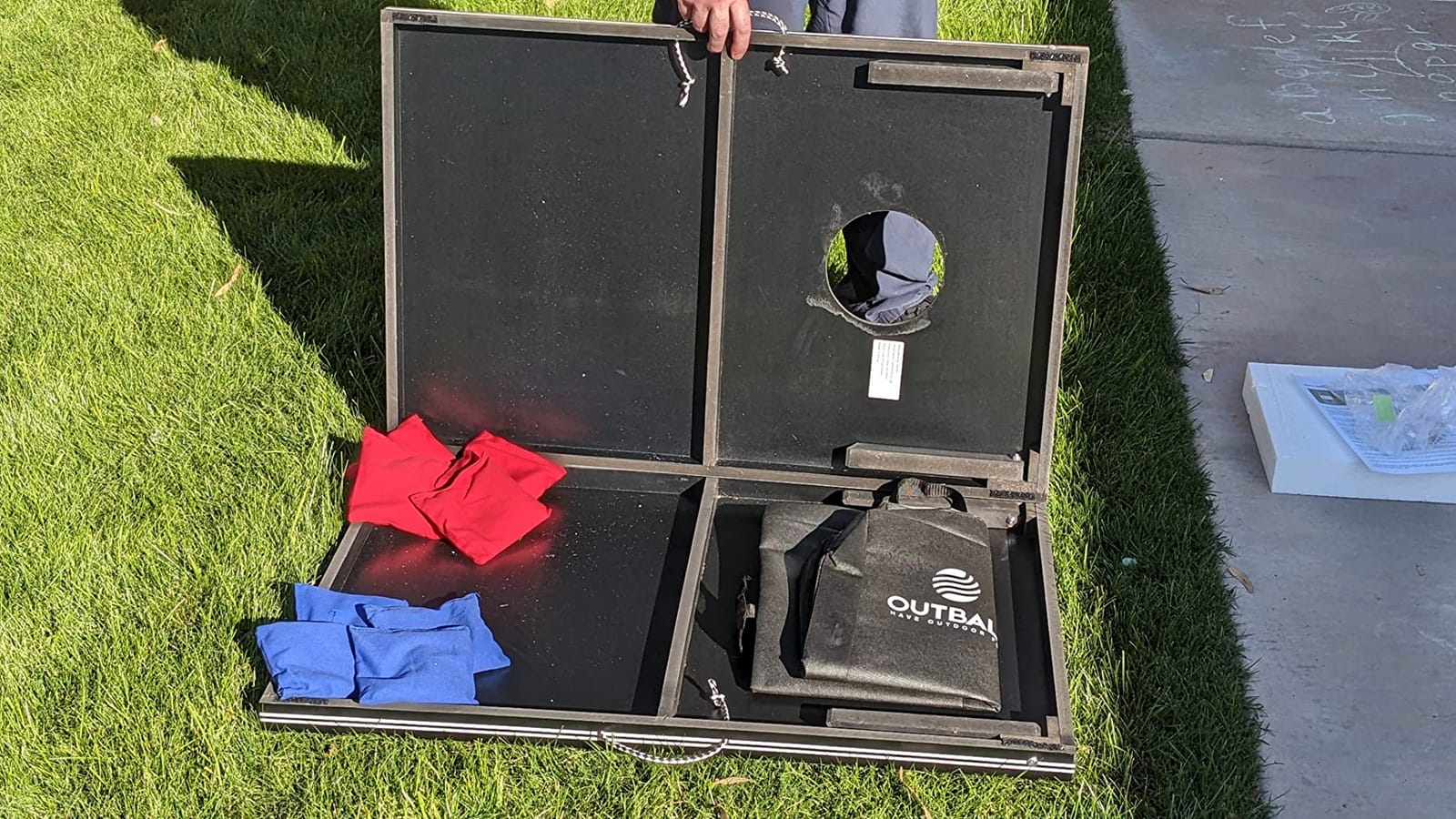 Cornhole Set 4x2 and 3X2 Regulation Size Corn Holes Sets with Carrying Bags & 8 Bean Bags Cornhole Boards Bean Toss Games for Adults Family Outdoor Beach Lawn Outside Backyard Games customer photo 2