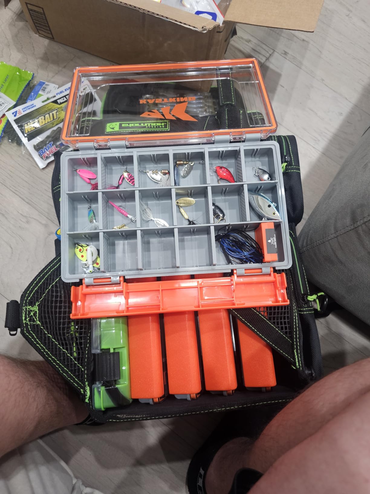 KastKing HyperSeal Waterproof Tackle Box, 3600 Tackle Trays with Removable Dividers, Lure Box and Terminal Tackle Storage customer photo 1