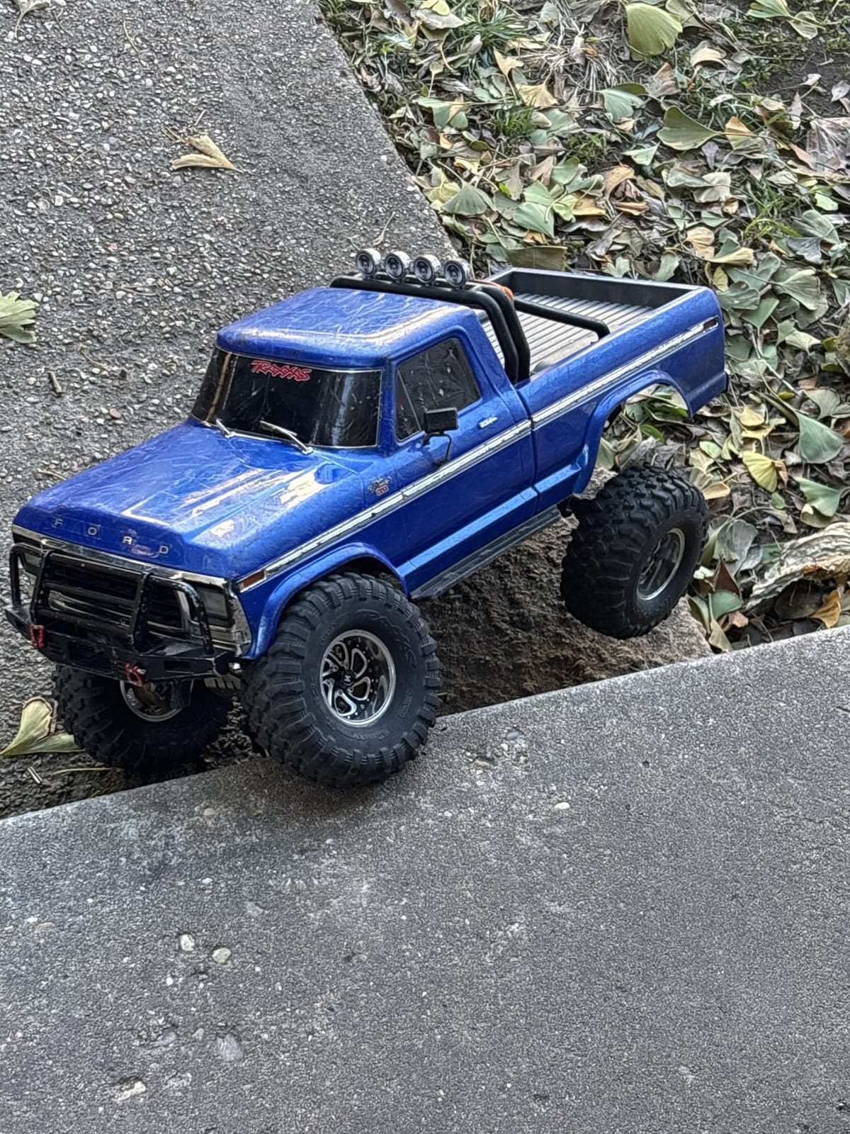 Traxxas TRX-4 Ford F-150 High Trail Edition 1/10 Scale 4X4 Crawler customer photo 2