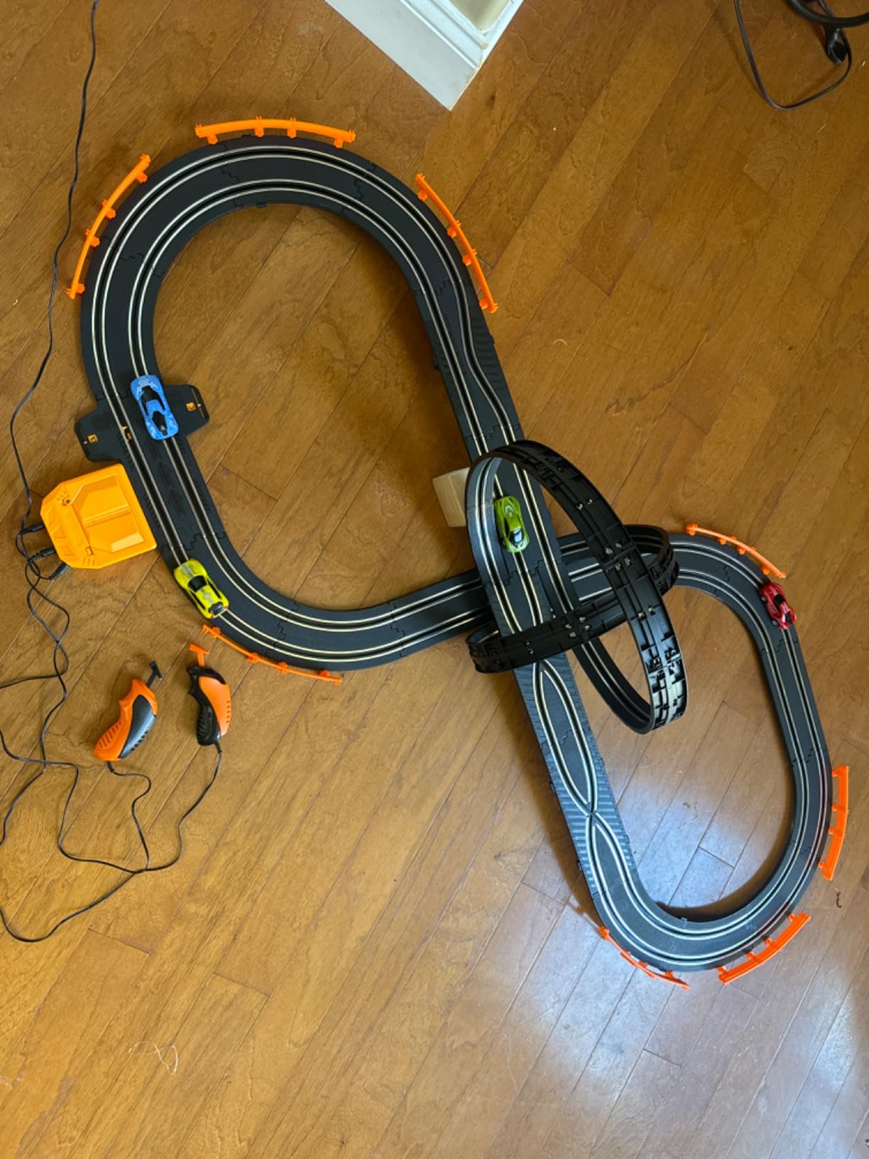 Slot-Car-Race-Track-Sets for Boys Kids, Battery or Electric Race Car Track with 4 High-Speed Slot Cars, Dual Racing Game 2 Hand Controllers Circular Overpass Track, Toys Gifts for 6-8 8-12 Boys Girls customer photo 2