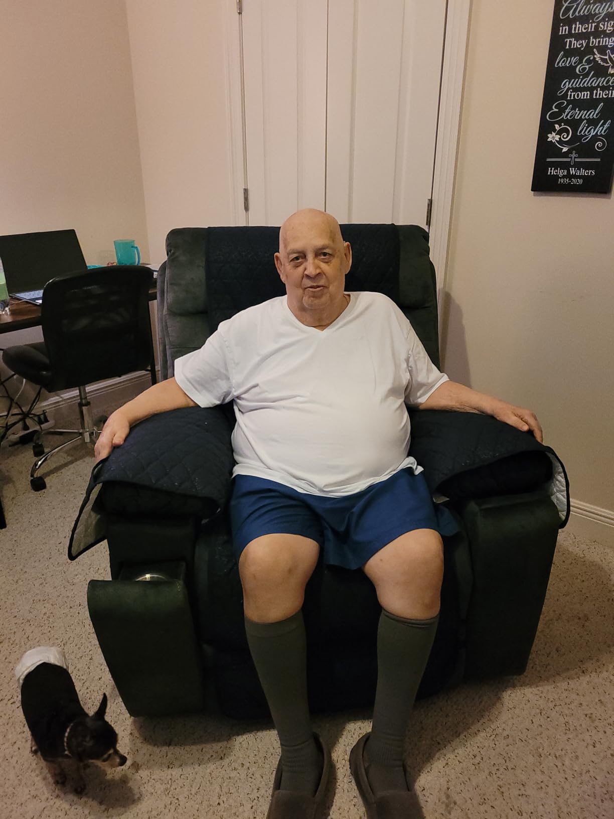 CANMOV Large Power Lift Recliner Chair with Massage and Heat for Elderly Big and Tall People, Overstuffed Wide Recliners with 2 Cup Holders, Side Pocket and USB Port, Camel customer photo 2