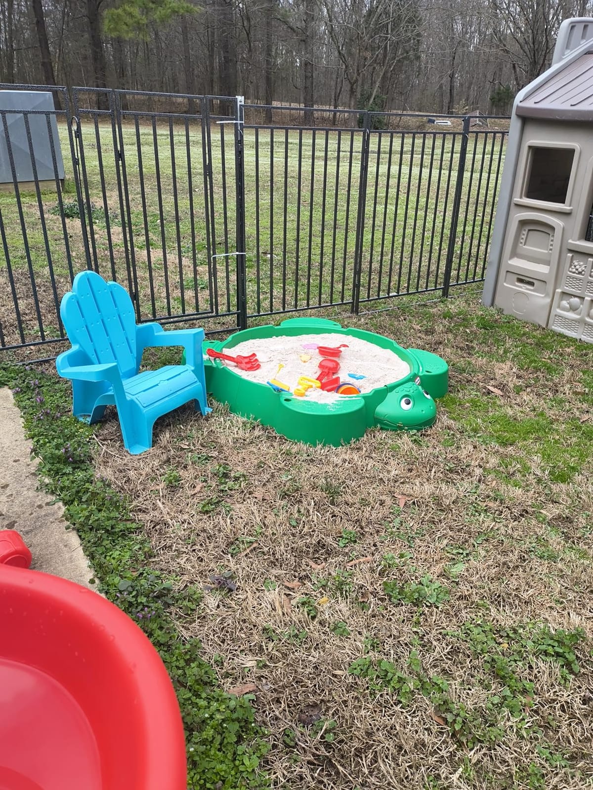 Little Tikes Turtle Sandbox, for Boys and Girls Ages 1-6 Years customer photo 1