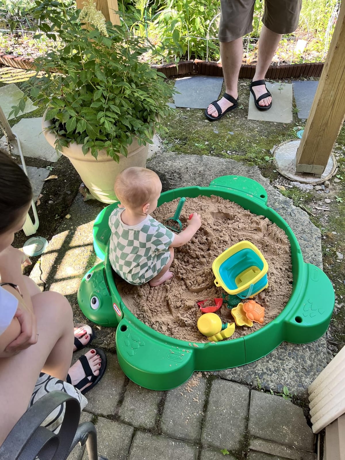 Little Tikes Turtle Sandbox, for Boys and Girls Ages 1-6 Years customer photo 2