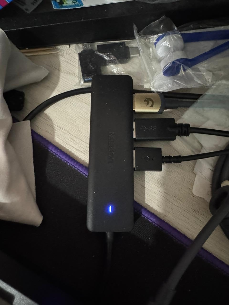 UGREEN USB 3.0 Hub, 4 Ports USB A Splitter Ultra-Slim USB Expander, 0.5 ft customer photo 1