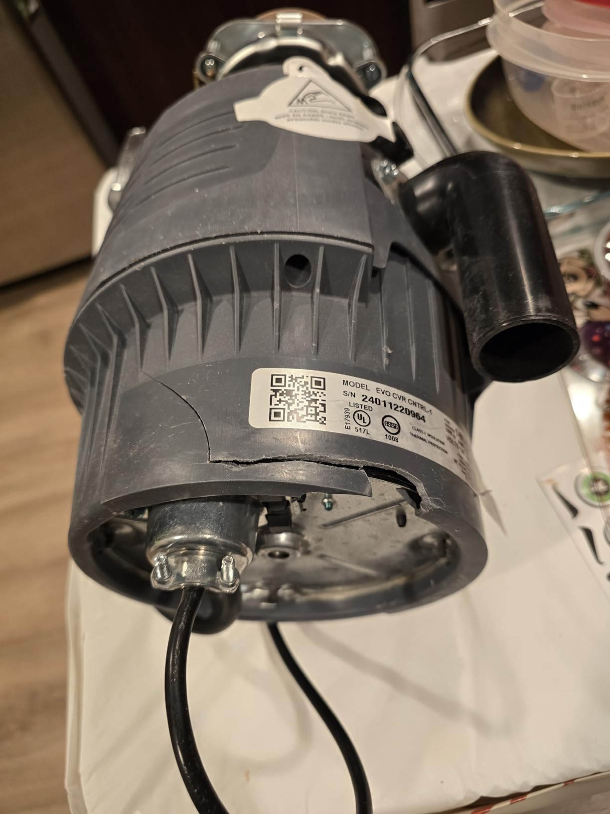 InSinkErator Evolution Cover Control 3/4 HP Garbage Disposal, Advanced Series EZ Connect Batch Feed Food Waste Disposer customer photo 1