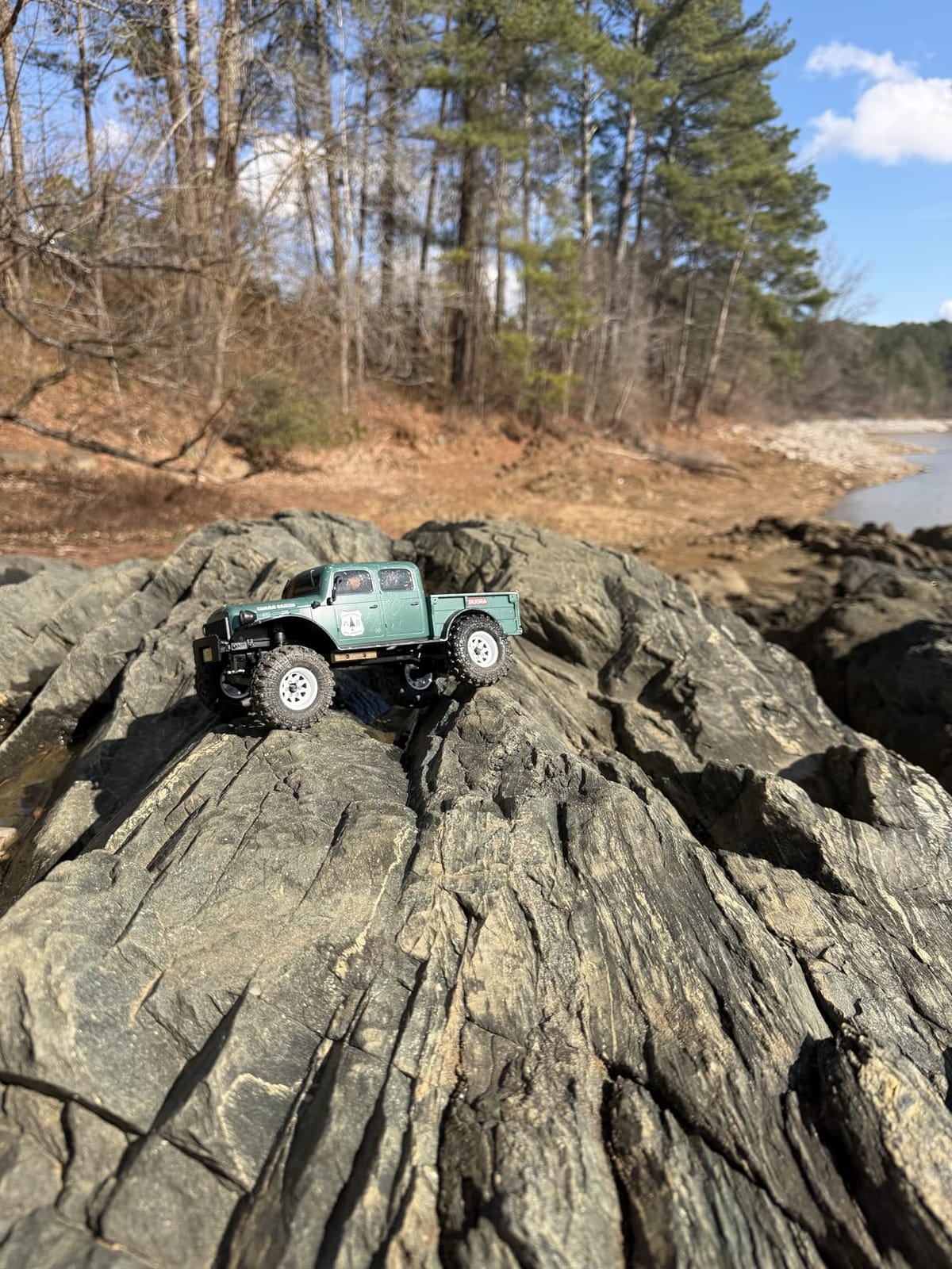 Axial RC Truck SCX24 40's 4 Door Dodge Power Wagon Orange1/24 4 Wheel Drive-RTR (Everything Needed to Run Included) AXI00007T1 customer photo 1