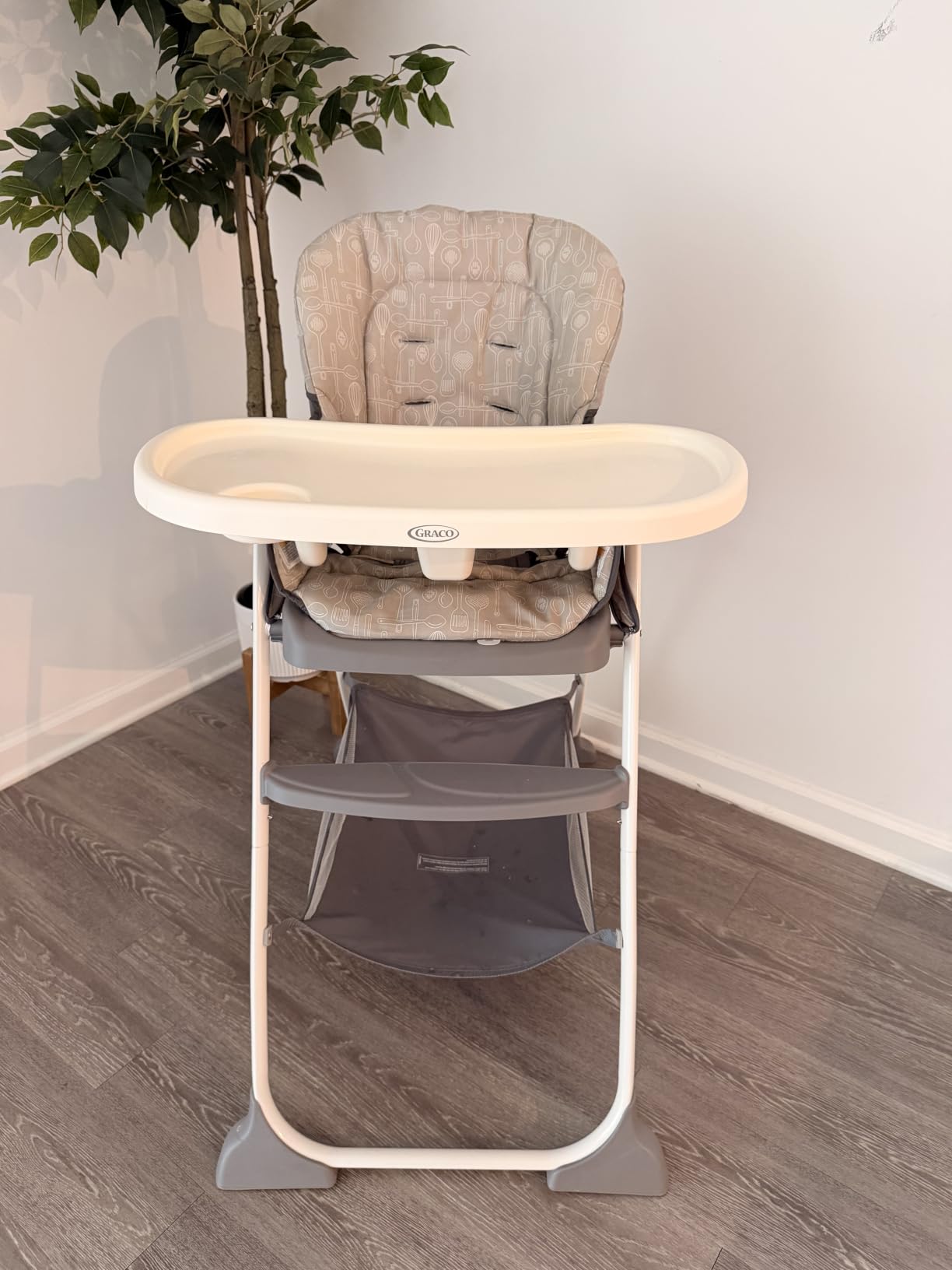 Graco Made2Grow 5-in-1 Convertible Highchair Adjustable Baby to Toddler Seat, Hudson customer photo 1