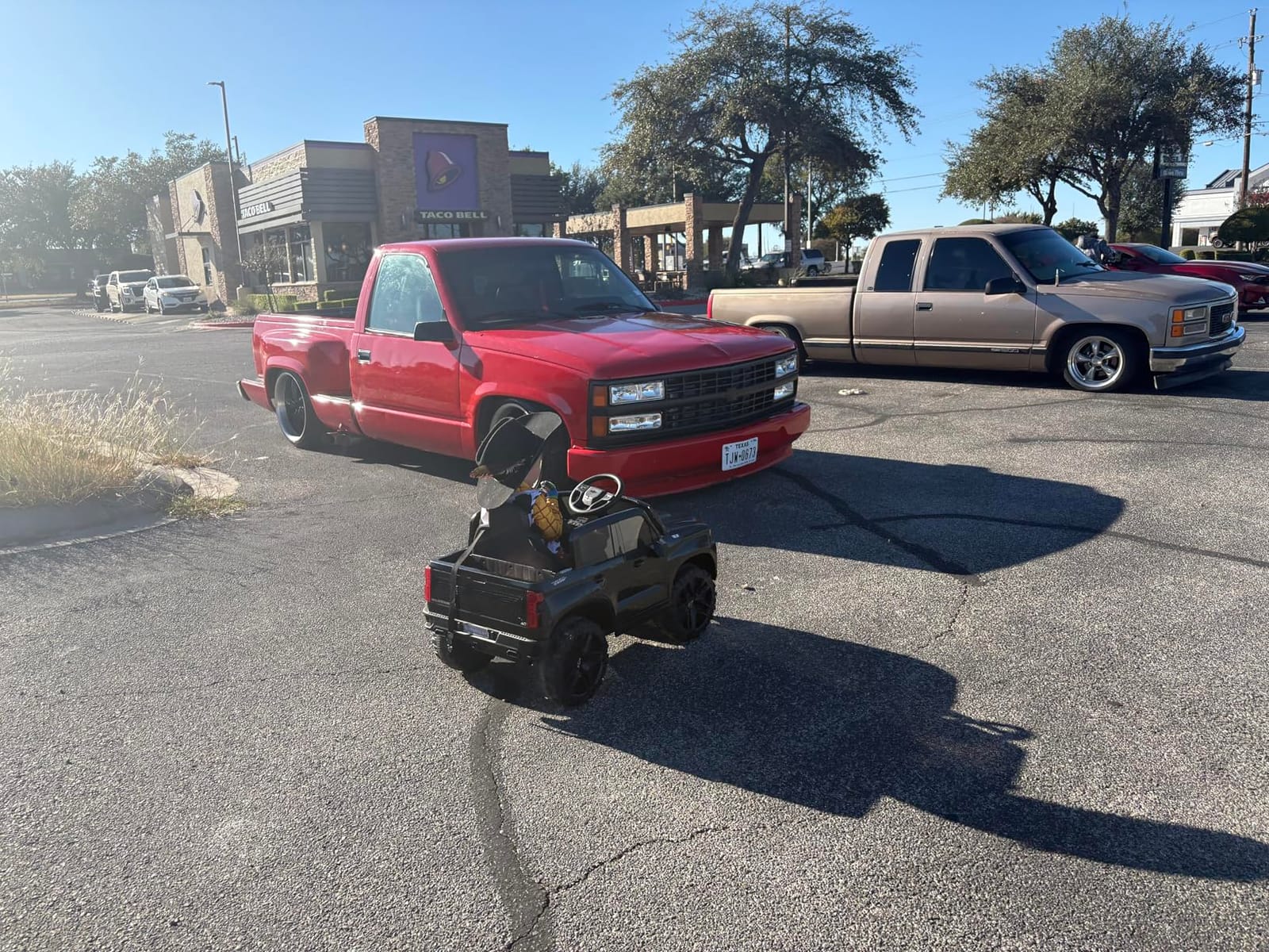 Best Choice Products 12V Licensed Chevrolet Silverado Ride On Truck, Electric Car Toy w/Parent Remote Control, Truck Bed Storage, Bluetooth Speaker, LED Lights, 2.5 MPH Max Speed - Black customer photo 2