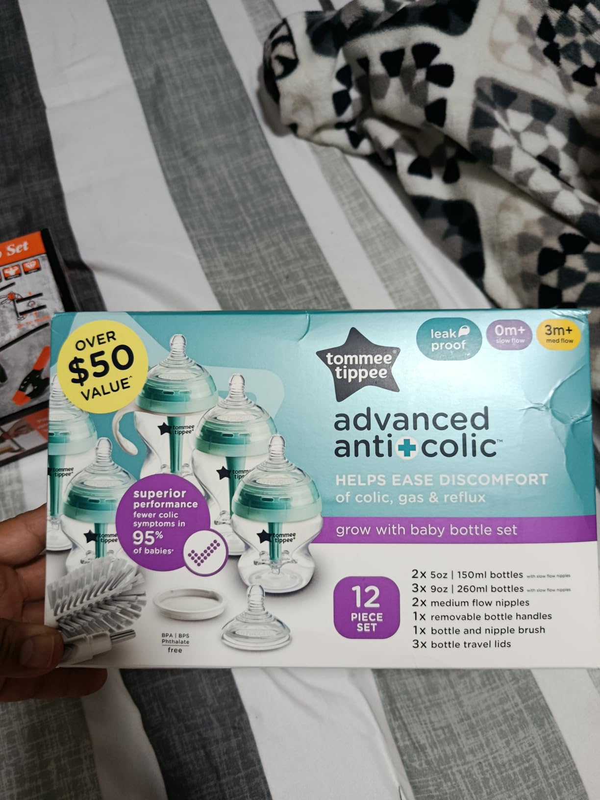 Tommee Tippee Advanced Anti-Colic 5 oz BPA Free Baby Bottles, Newborn 0+ Months, Slow Flow Breast-Like Nipple, Unique Design Keeps Air Away from Milk and Baby, Clear, Pack of 2 customer photo 2