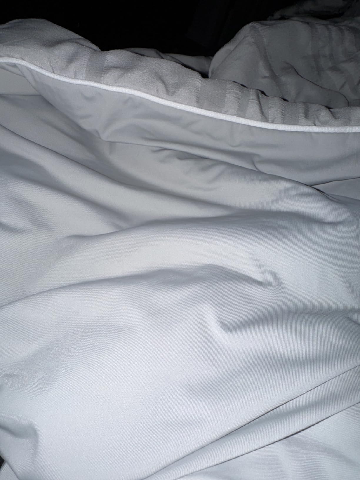 Cozy Bliss Seersucker Cooling Comforter Queen Size, Q-Max 0.45 Reversible Lightweight Cooling Blanket, Breathable Silk Smooth Summer Bedding Quilt for Hot Sleepers Night Sweats Dark Grey customer photo 1