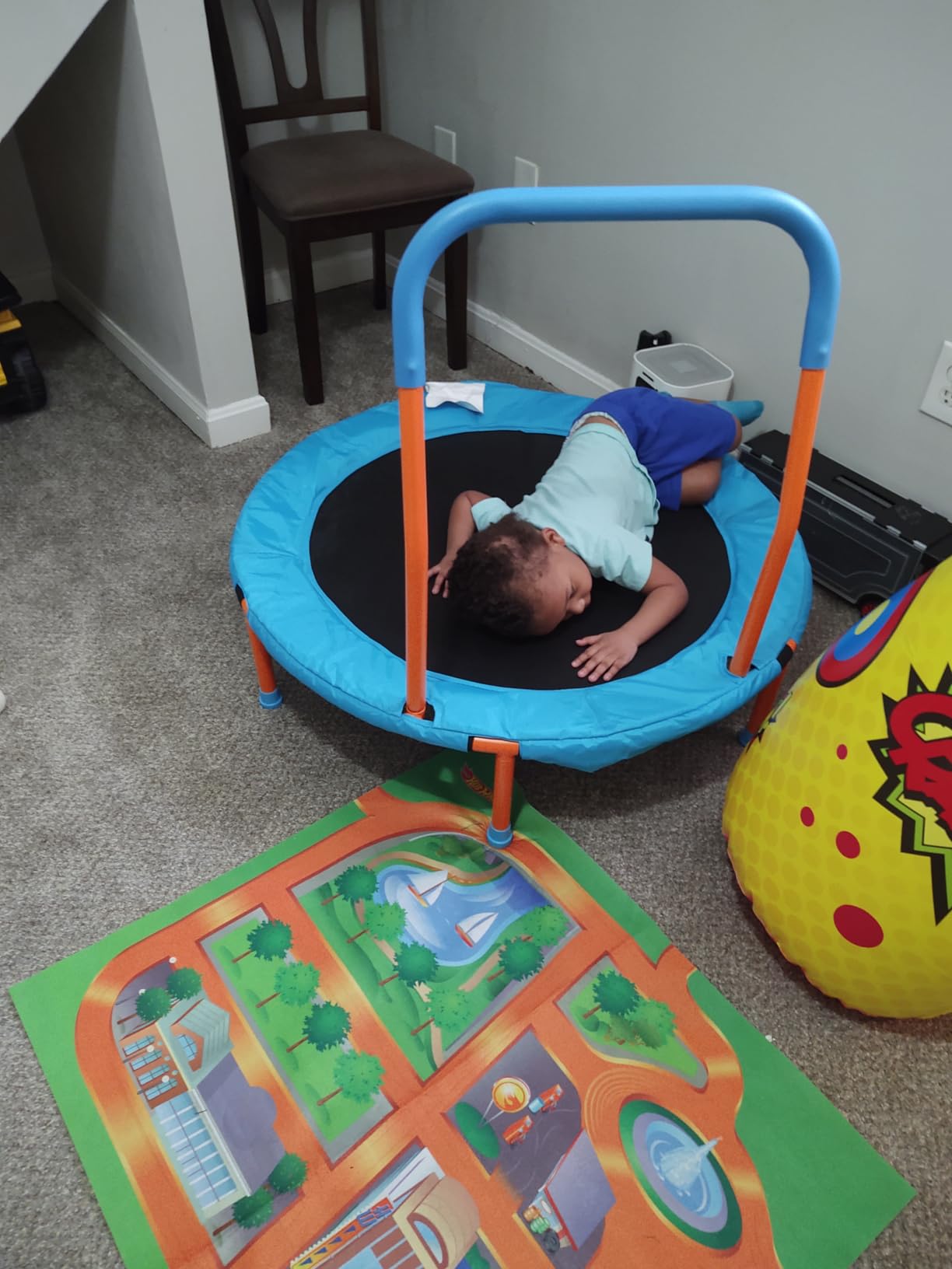 ATIVAFIT 36-Inch Toddler Trampoline with Foam Handle, Foldable Indoor Outdoor Mini Rebounder for Kids Ages 2-6 customer photo 1