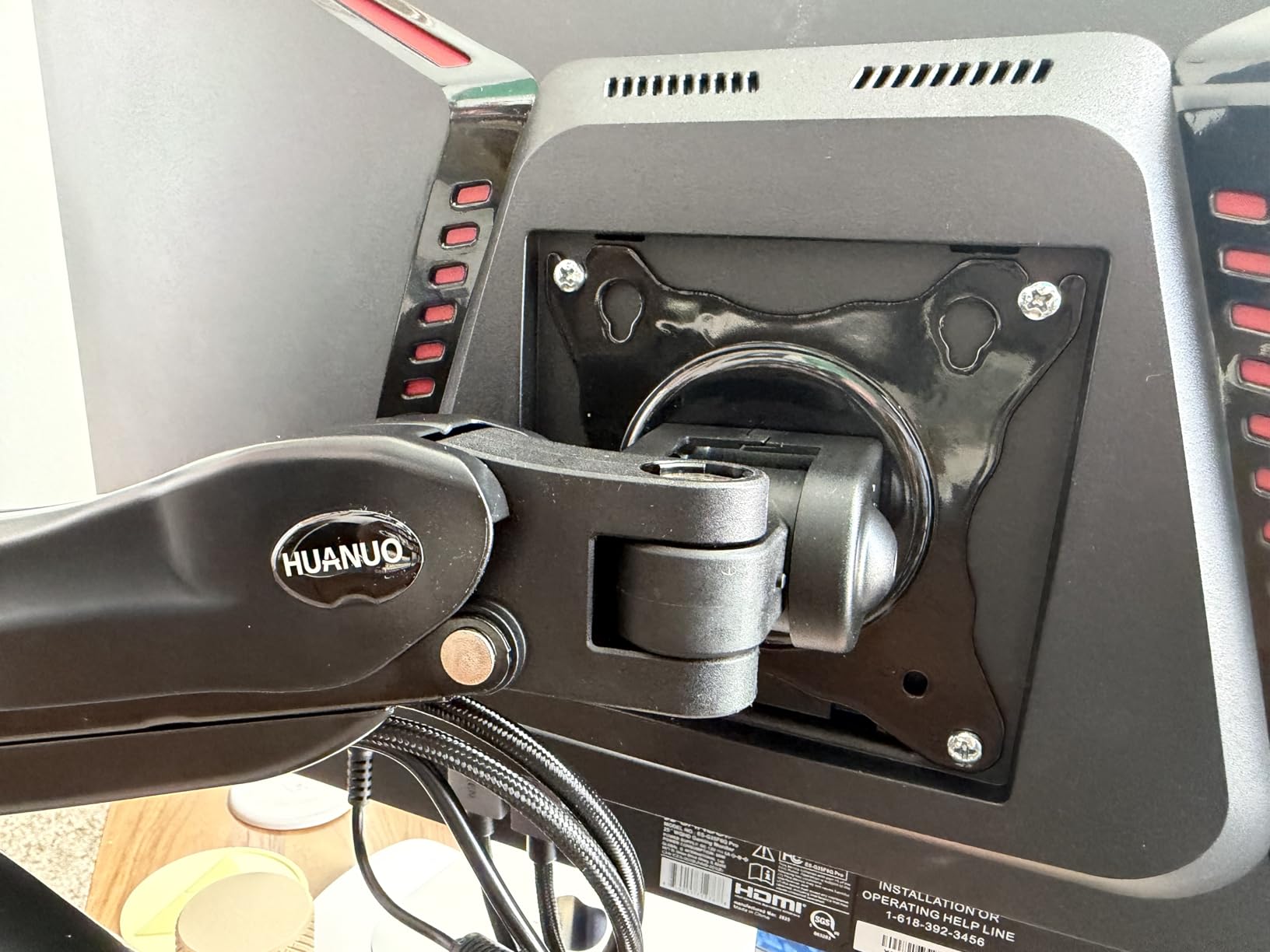 HUANUO Single Monitor Mount, 13 to 32 Inch Gas Spring Monitor Arm, Adjustable Stand, Vesa Mount with Clamp and Grommet Base - Fits 4.4 to 19.8lbs LCD Computer Monitors customer photo 1