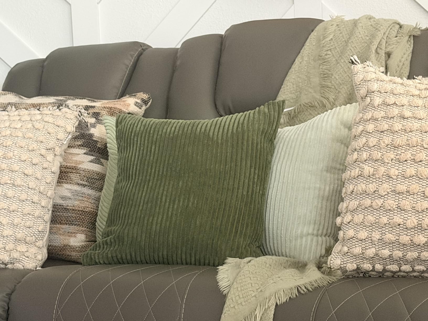 MIULEE Soft Corduroy Decorative Throw Pillow Covers Forest Green 18x18 customer photo 2
