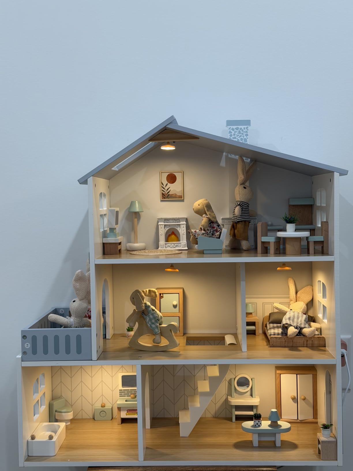 ROBUD Doll House, Wooden Dollhouse, Dollhouse Playset customer photo 1